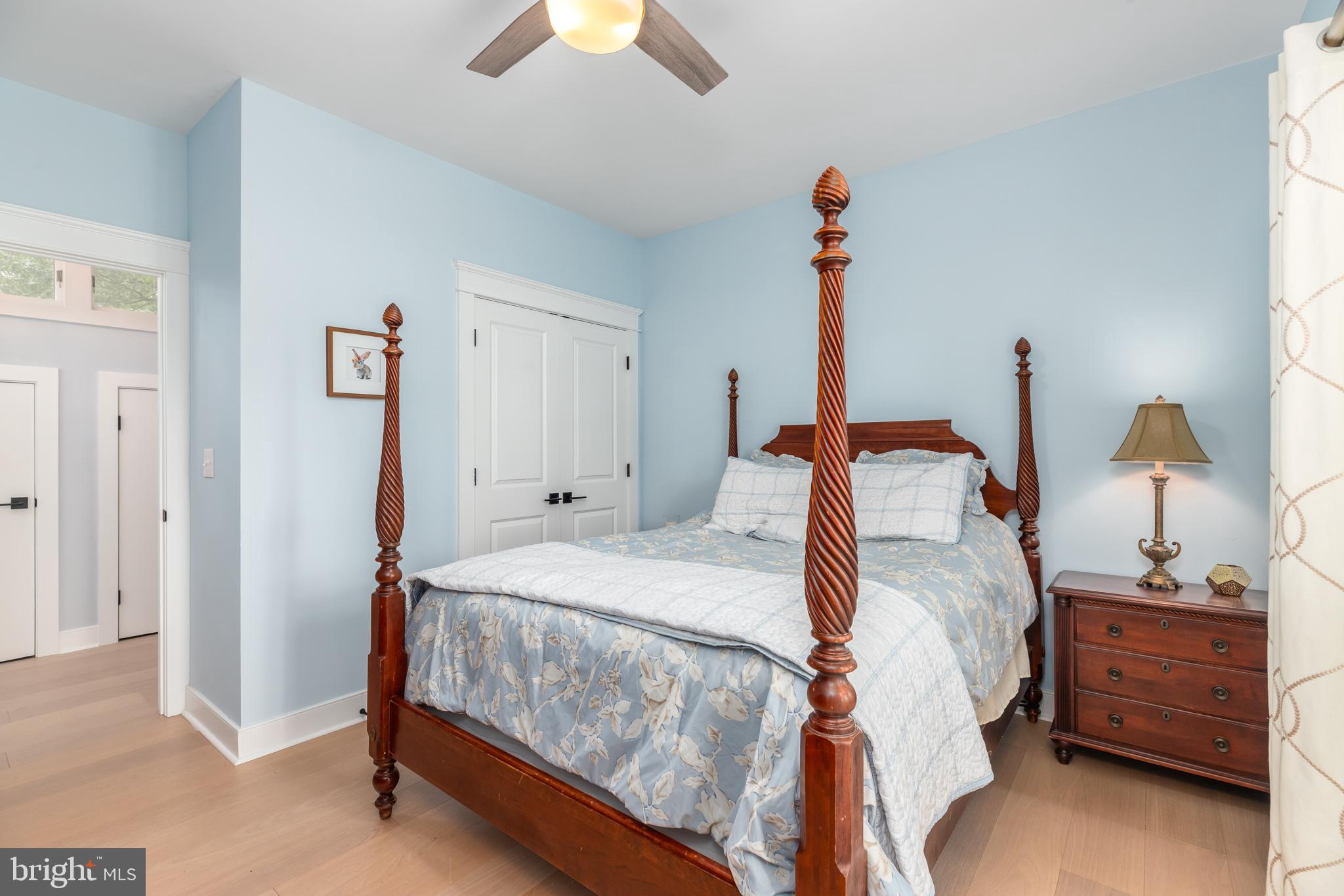 FAIRWAY VILLAS - Residential