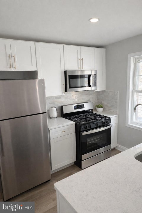 Condo For Rent - 166 East Avenue #F<br/> PITMAN, NJ 08071