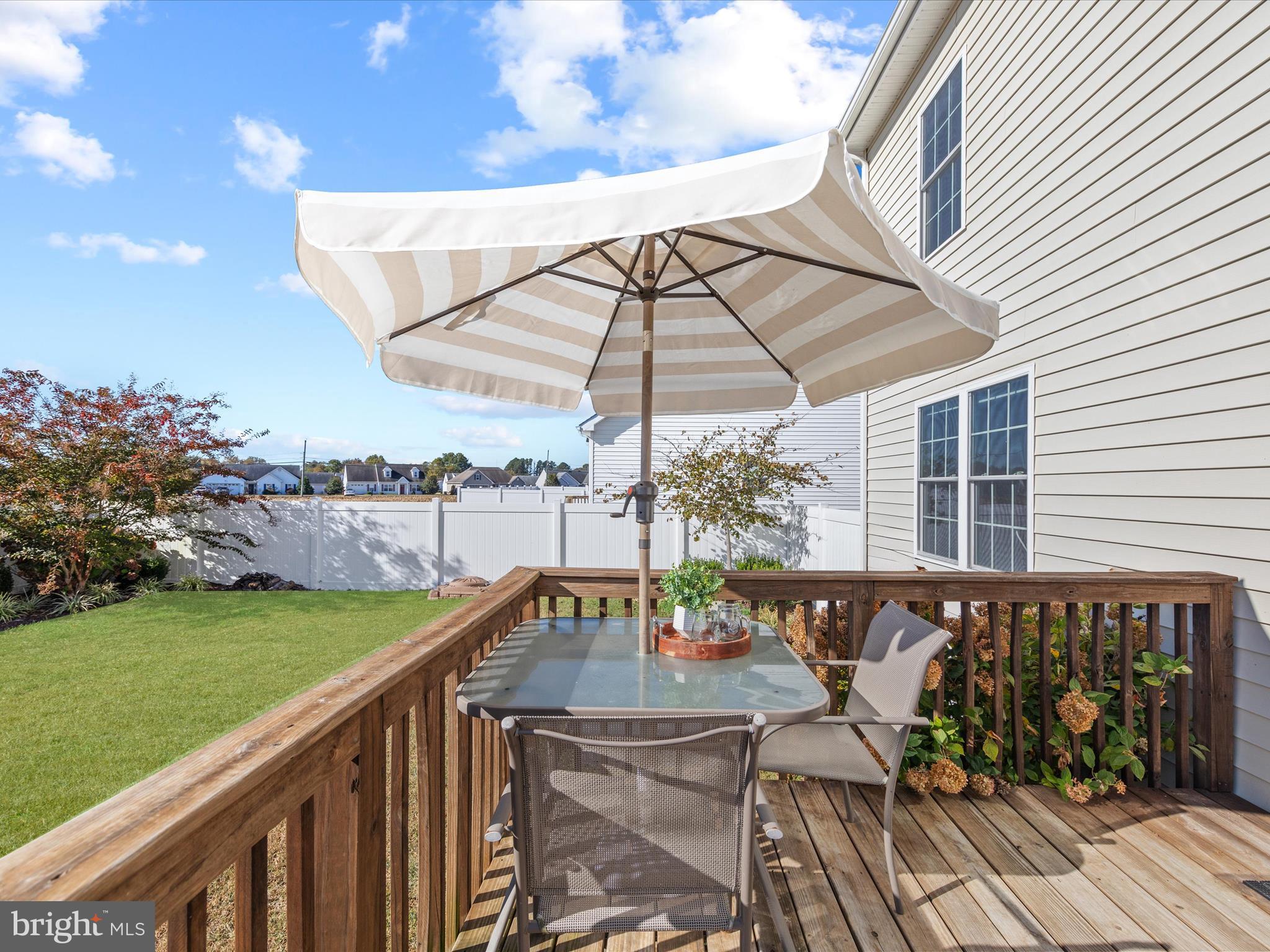 CEDAR COMMONS - Residential