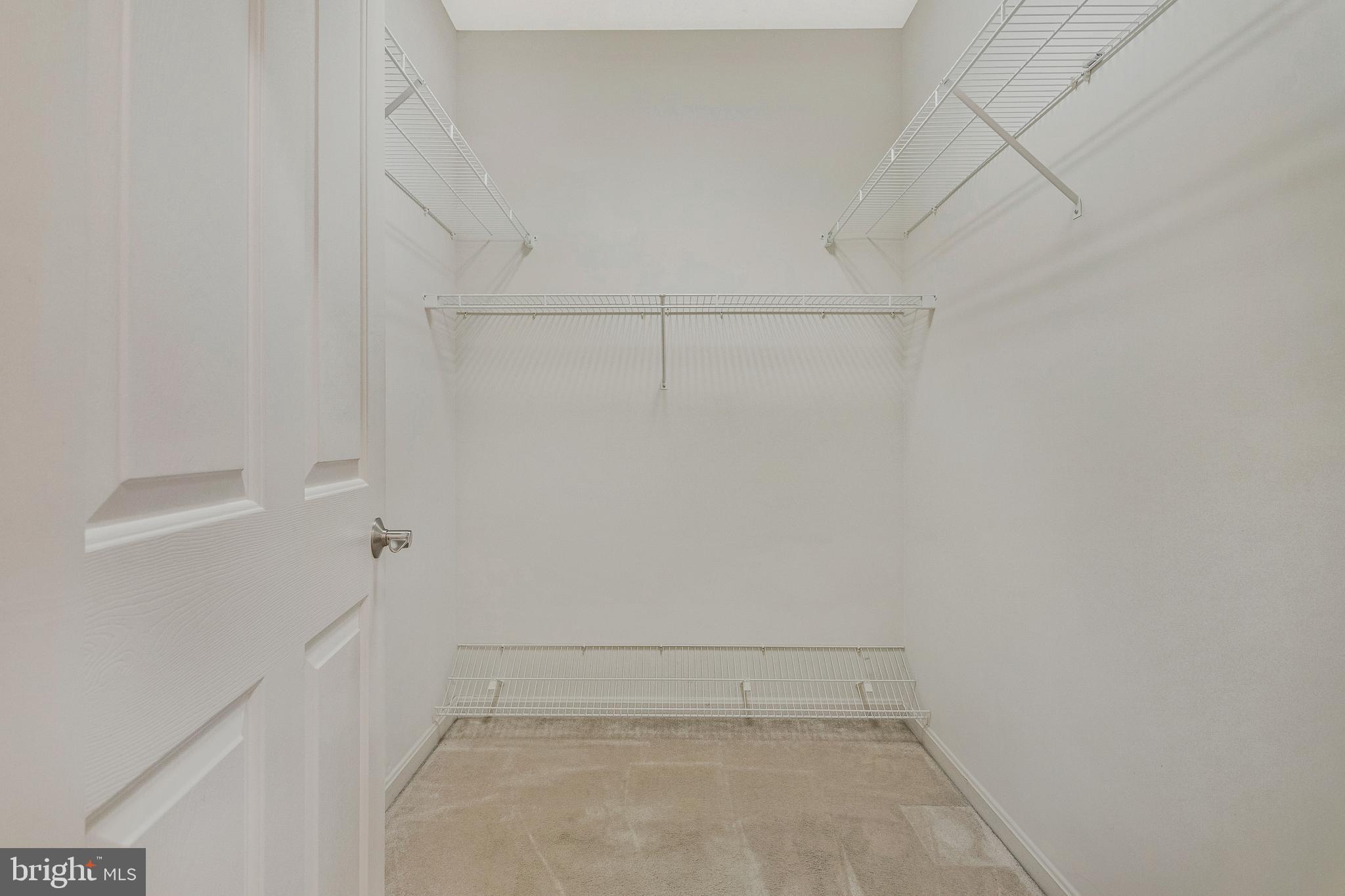 HAWTHORNE GREENE - Residential