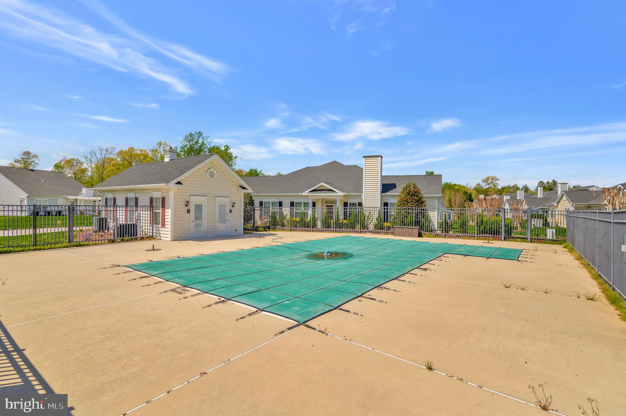 HAWTHORNE GREENE - Residential