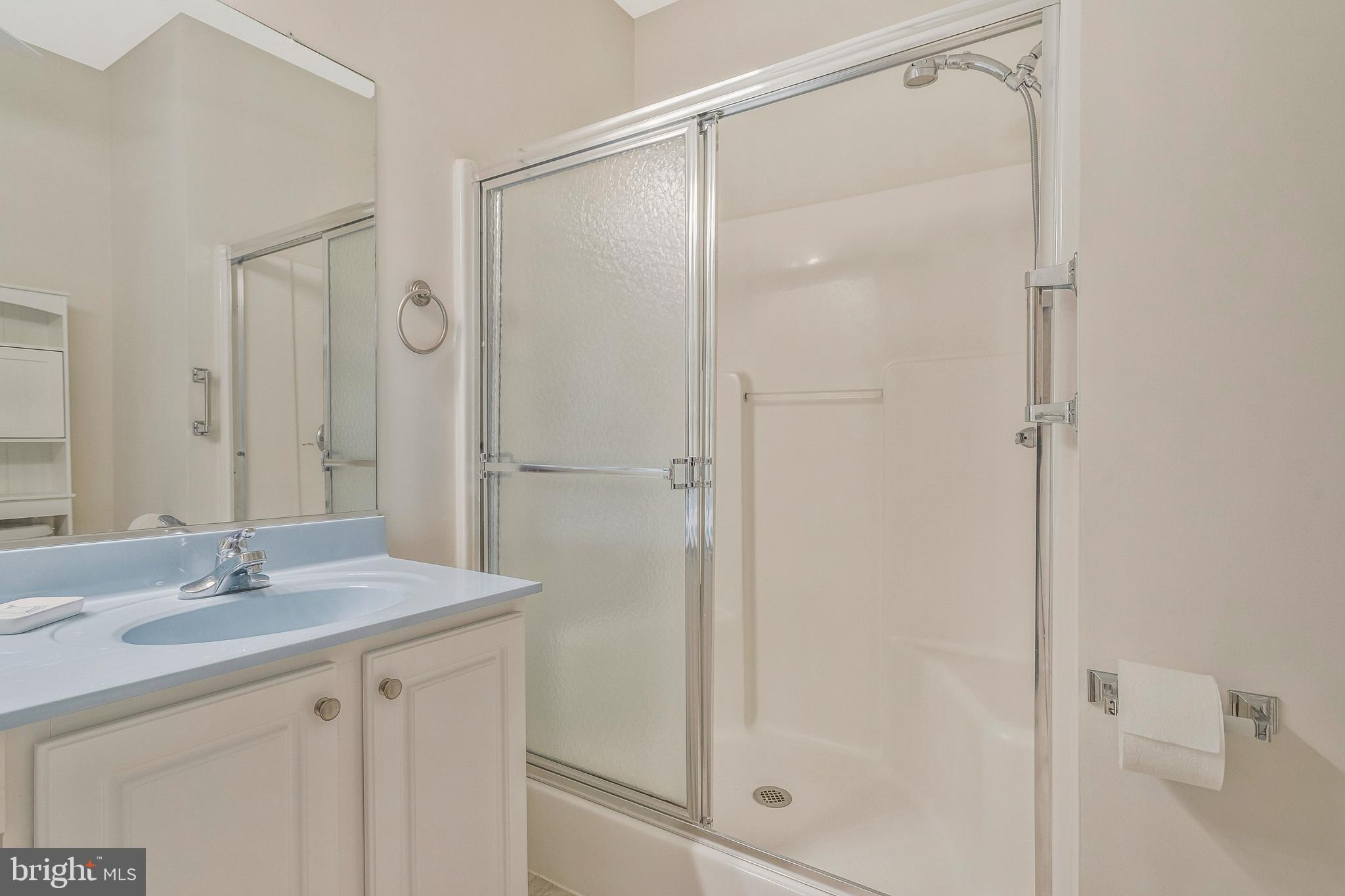 HAWTHORNE GREENE - Residential