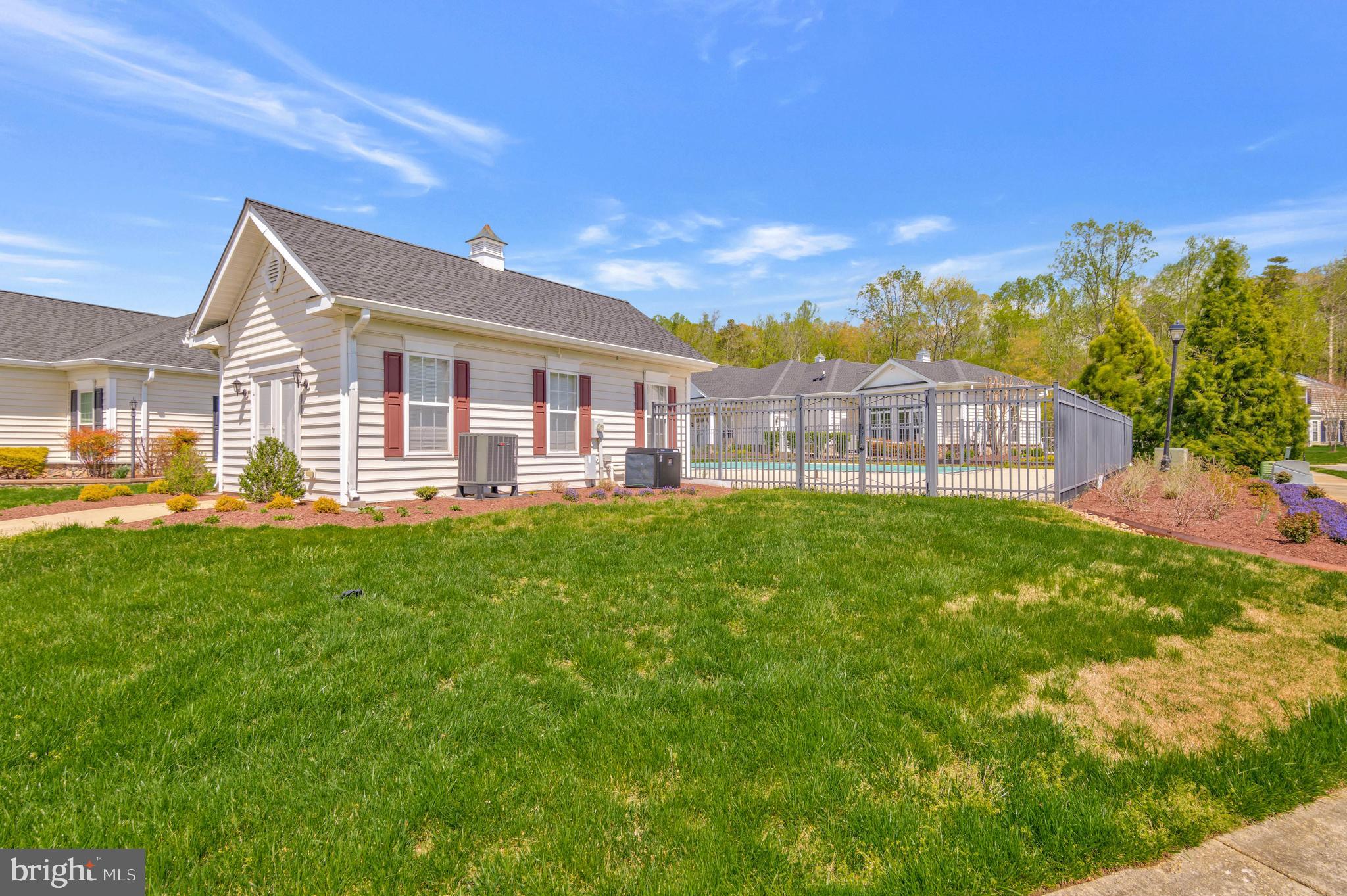 HAWTHORNE GREENE - Residential