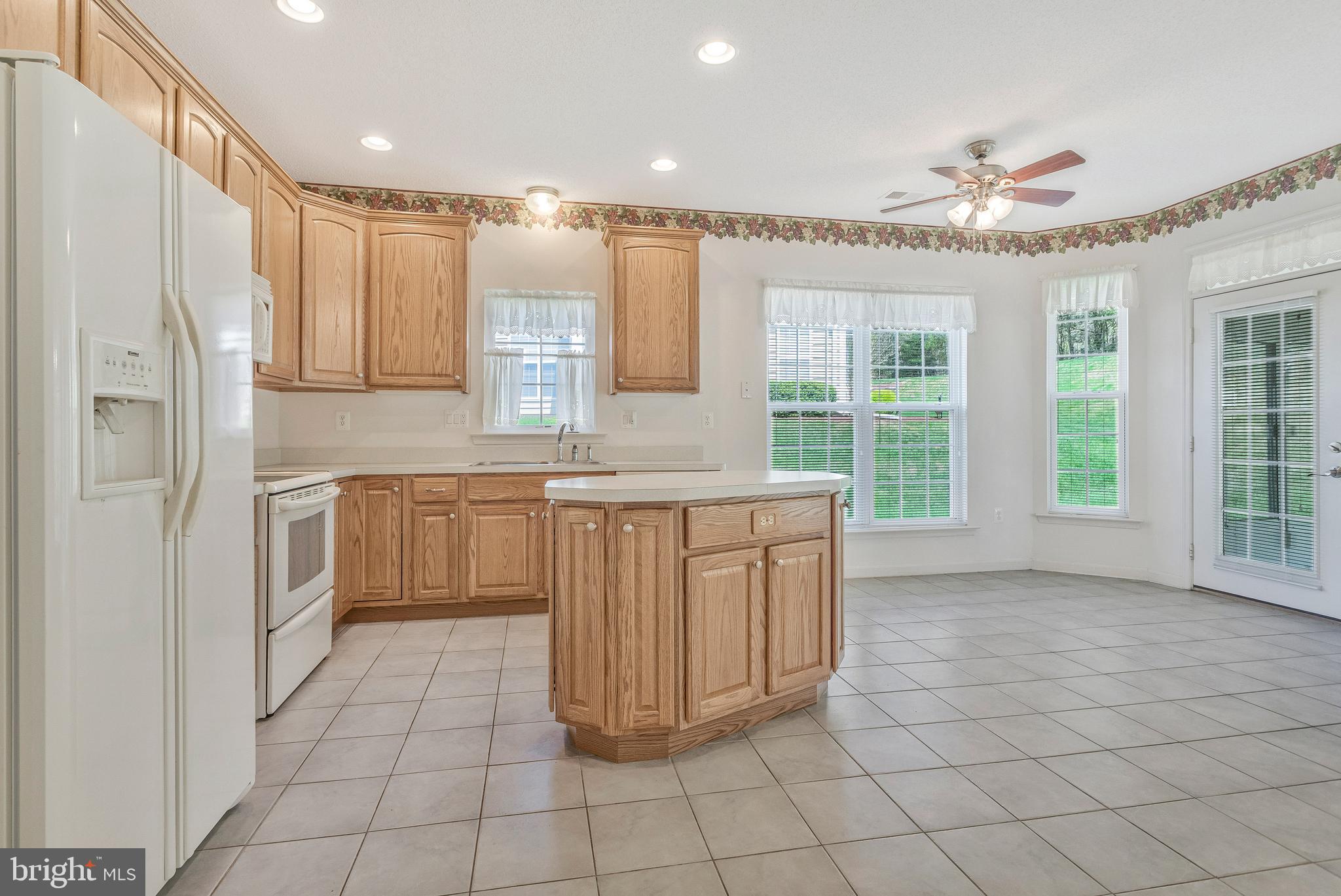 HAWTHORNE GREENE - Residential