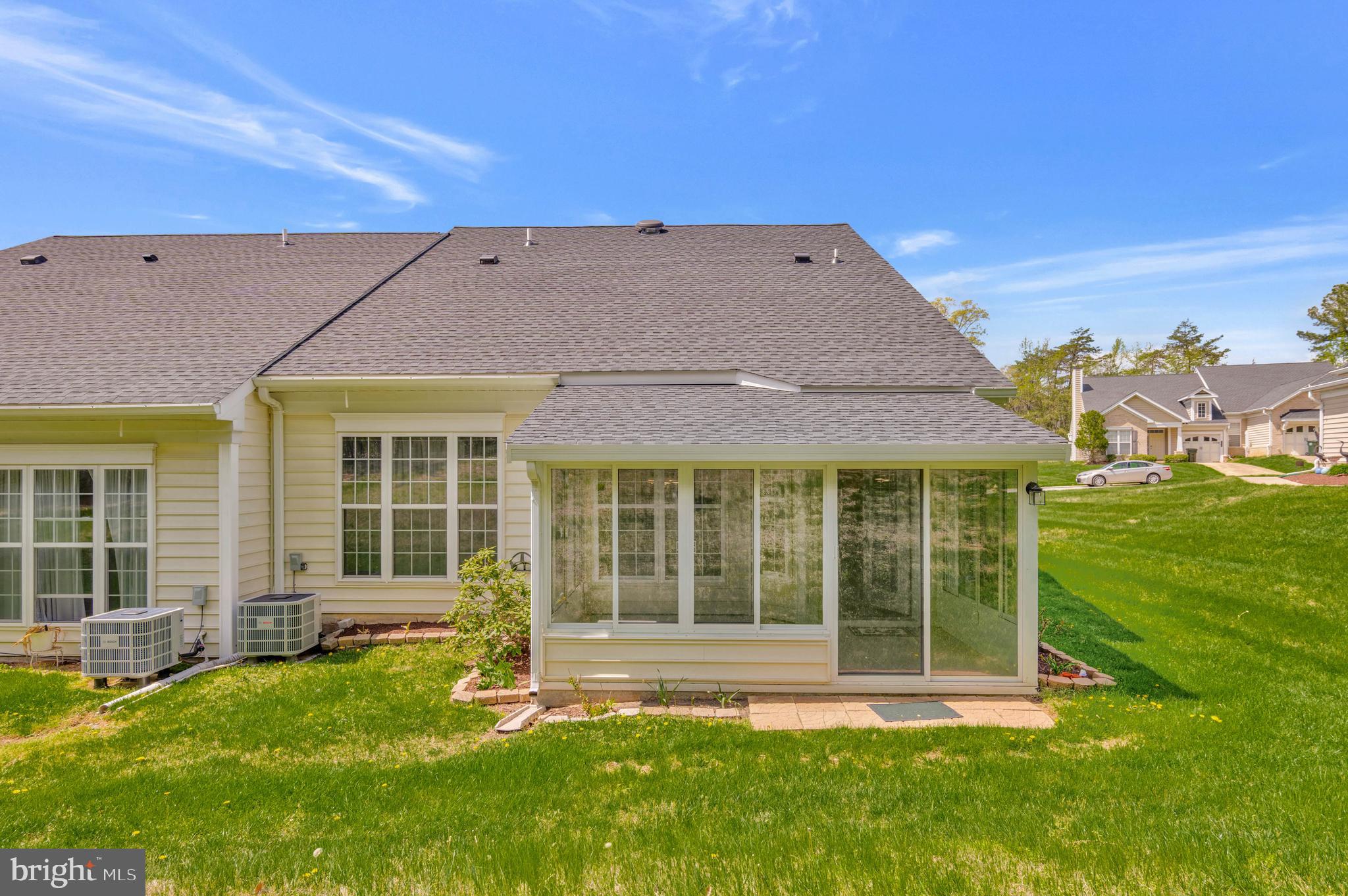 HAWTHORNE GREENE - Residential