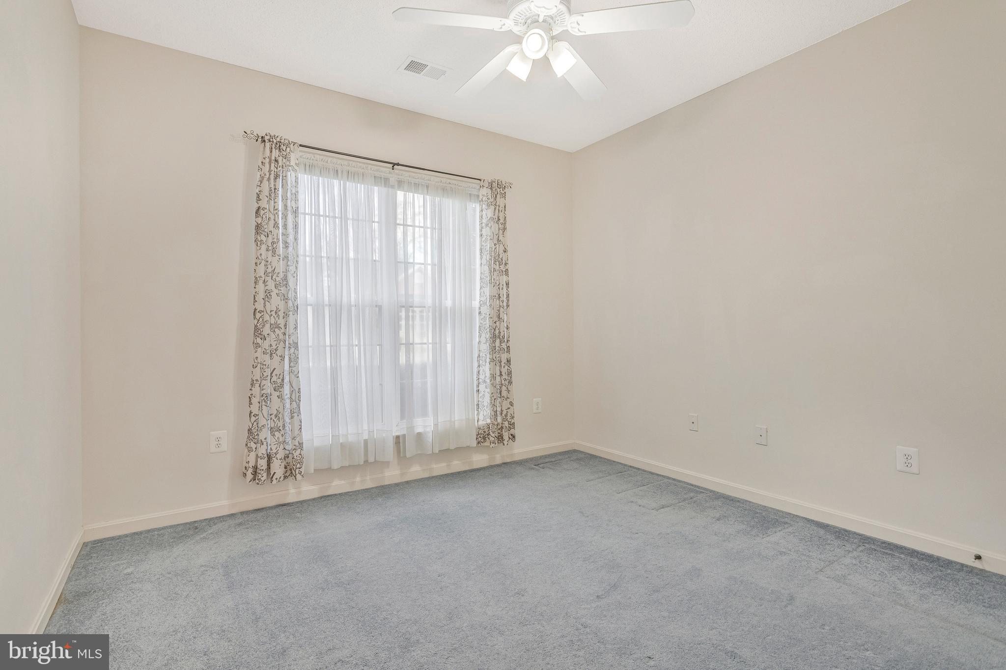 HAWTHORNE GREENE - Residential