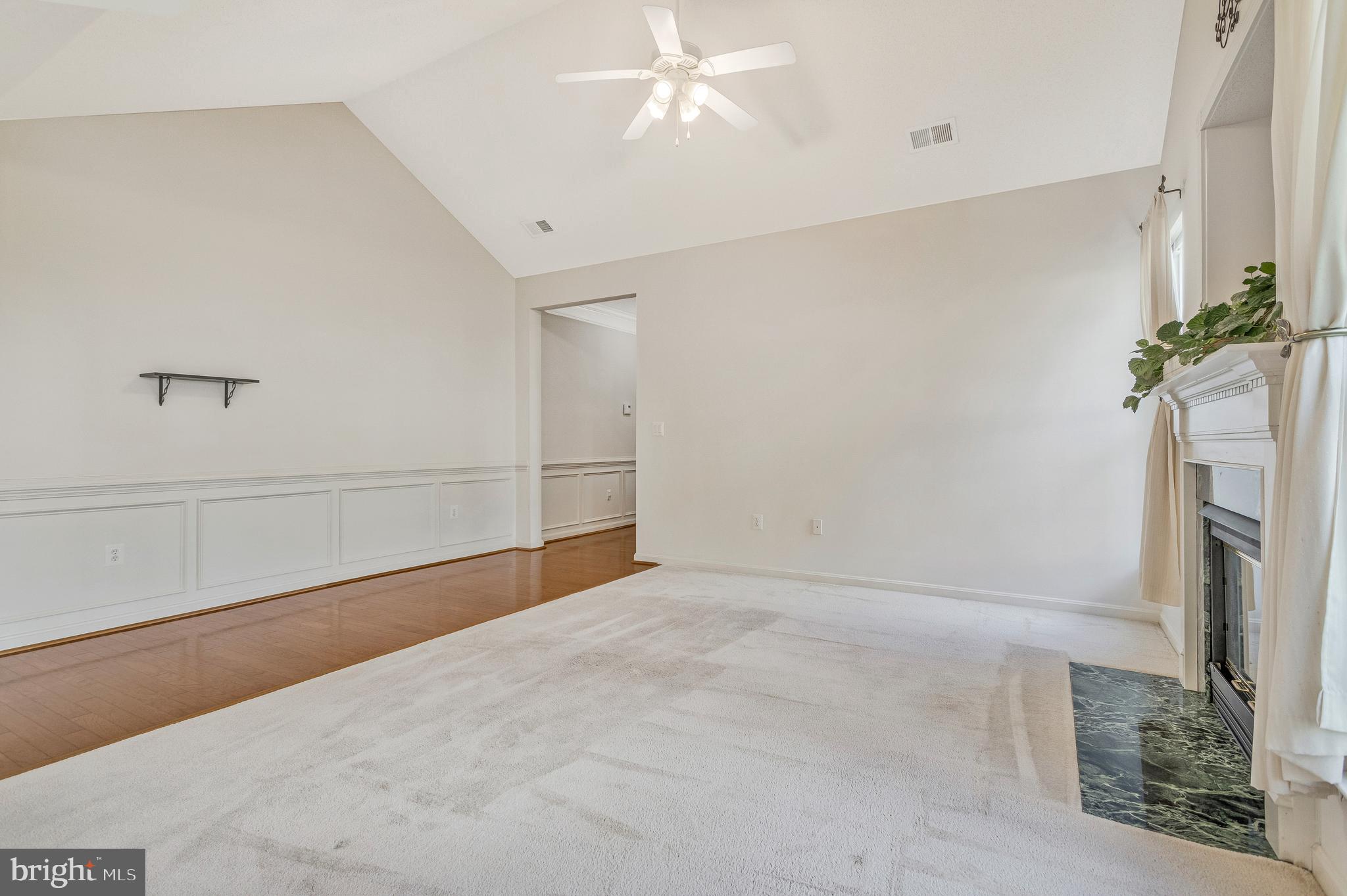 HAWTHORNE GREENE - Residential