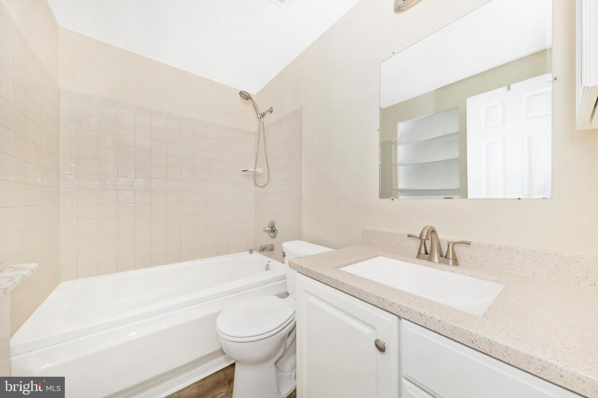 CARROLL PARK MANOR - Residential