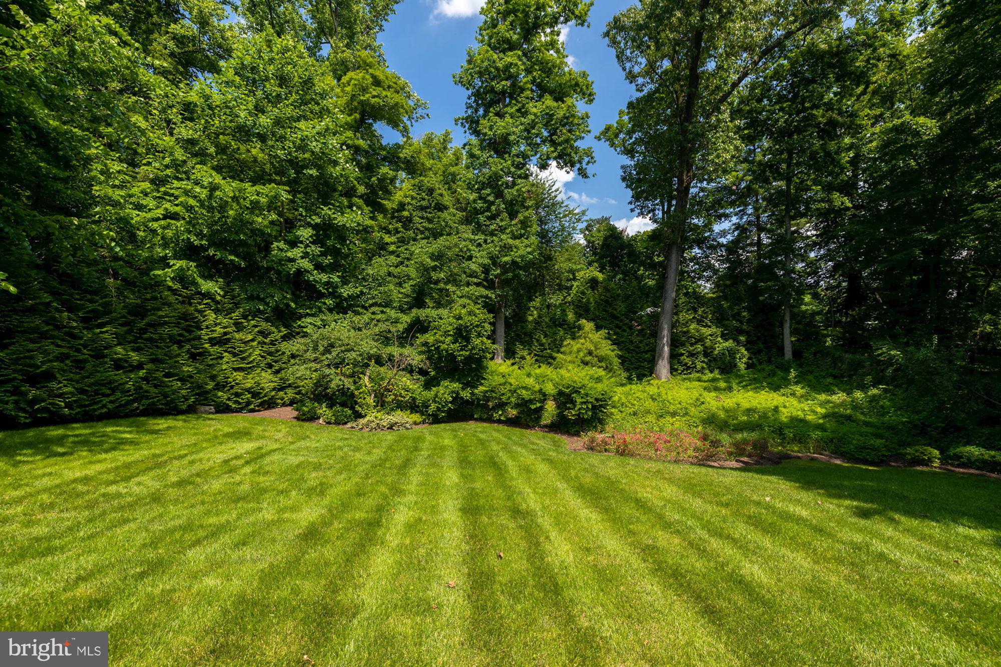 BRADLEY HILLS - Residential