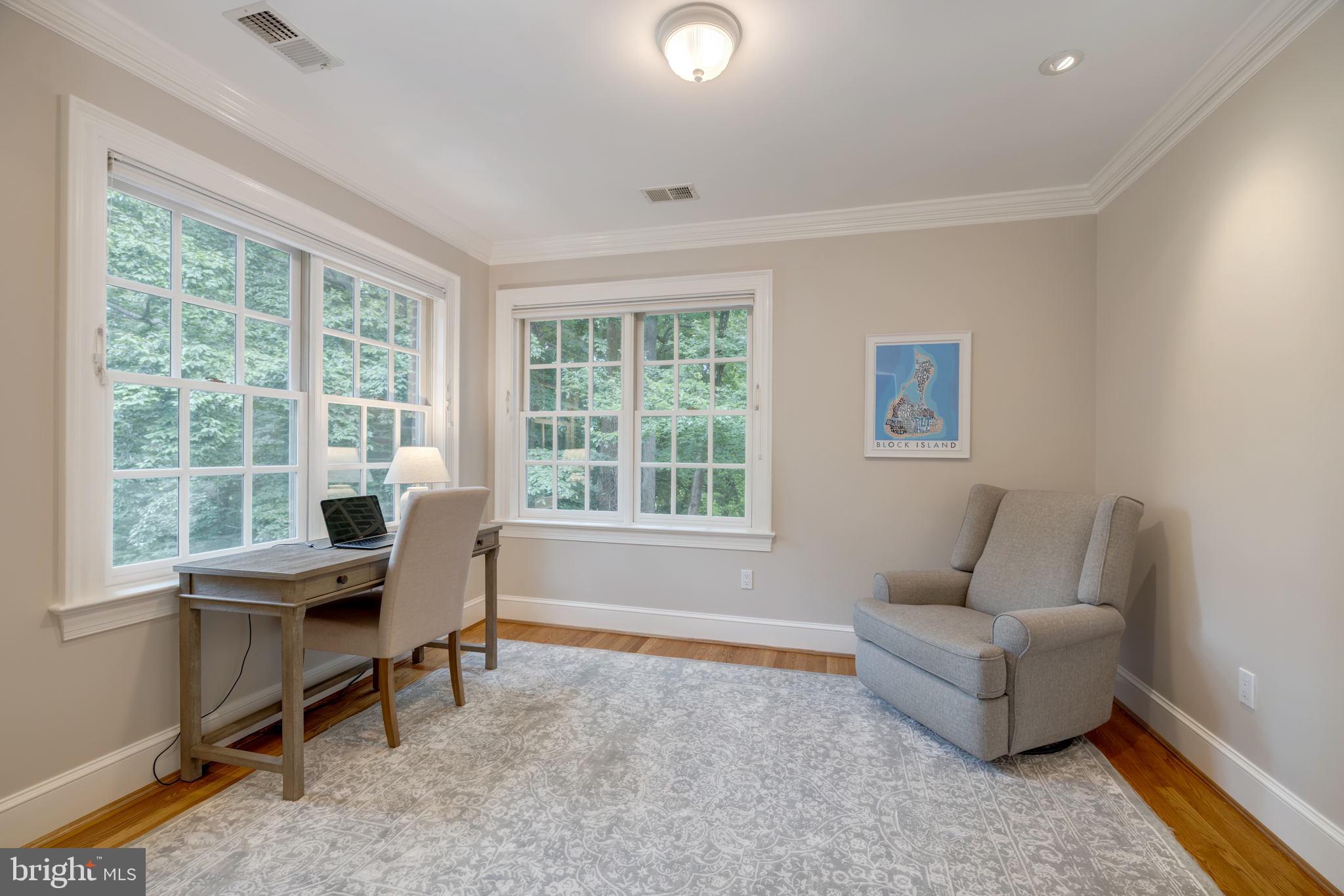 BRADLEY HILLS - Residential