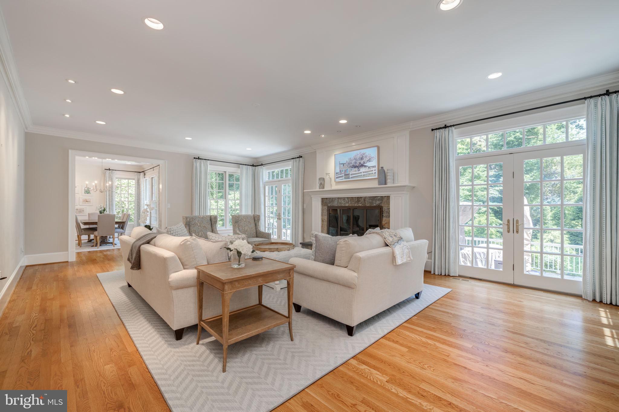 BRADLEY HILLS - Residential