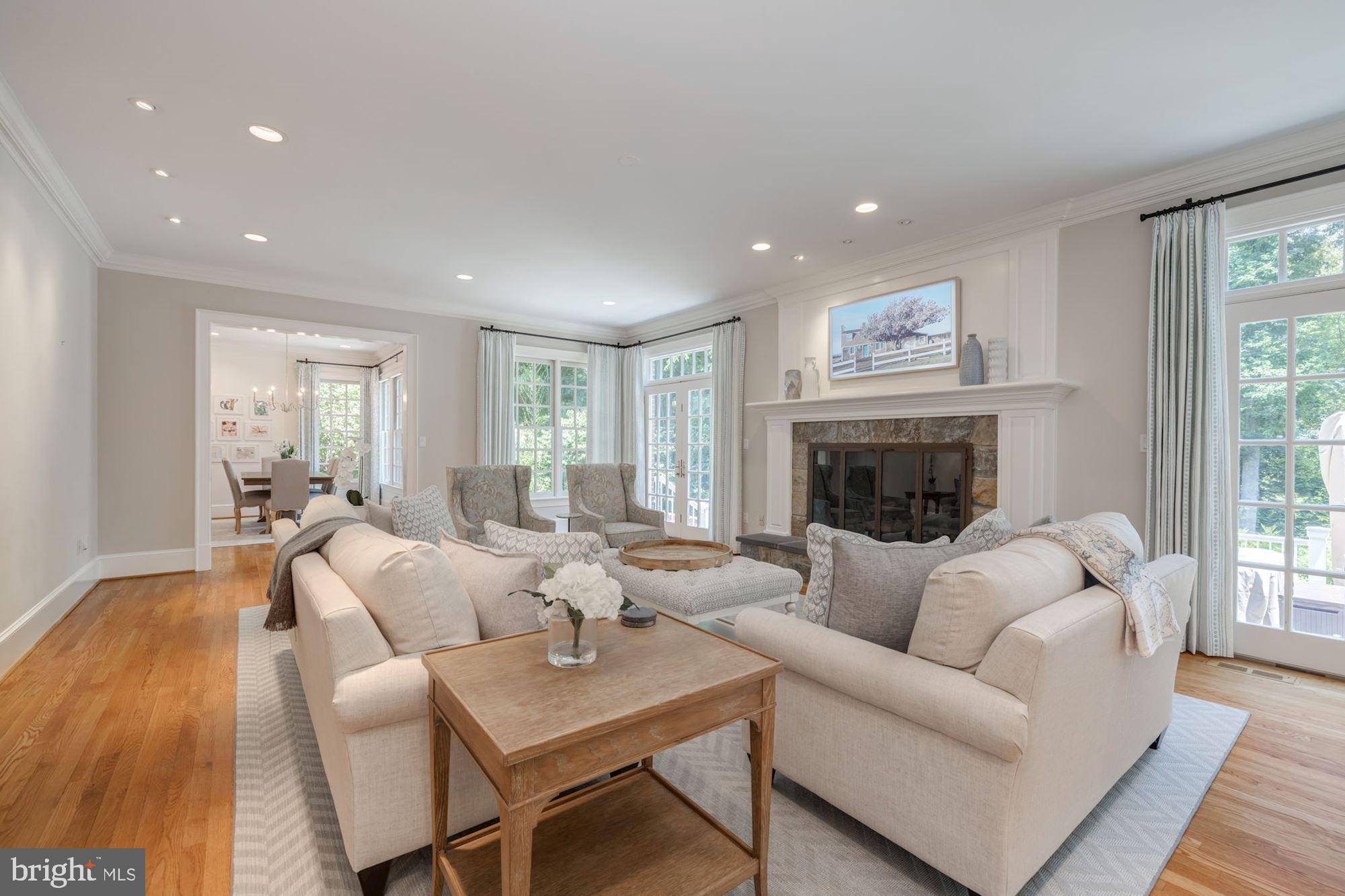 BRADLEY HILLS - Residential