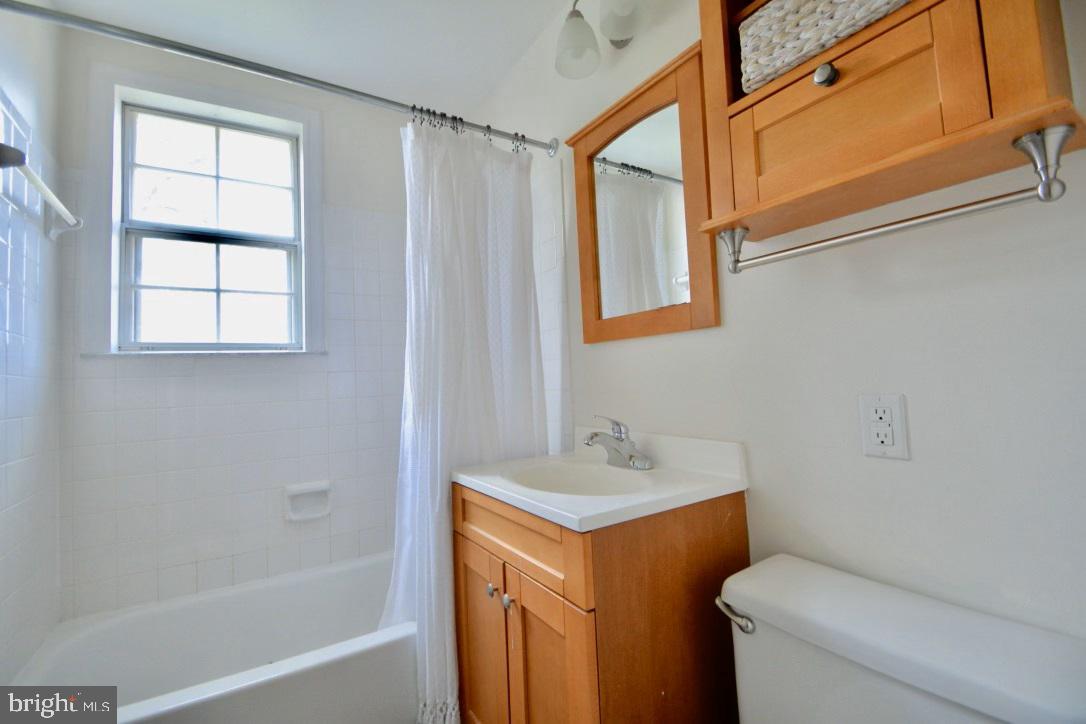 4621 28TH ROAD A S A