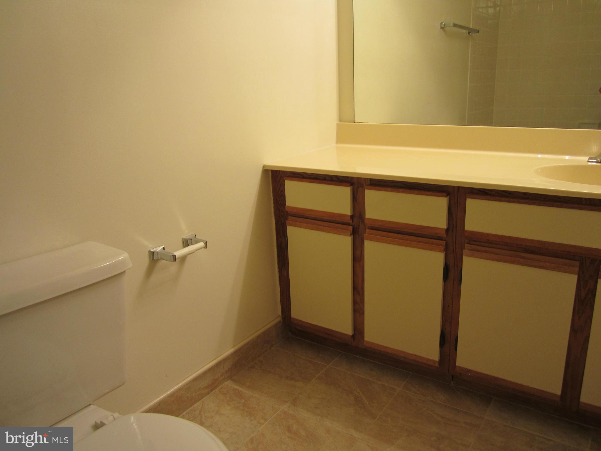 BATTERY HEIGHTS - Residential Lease