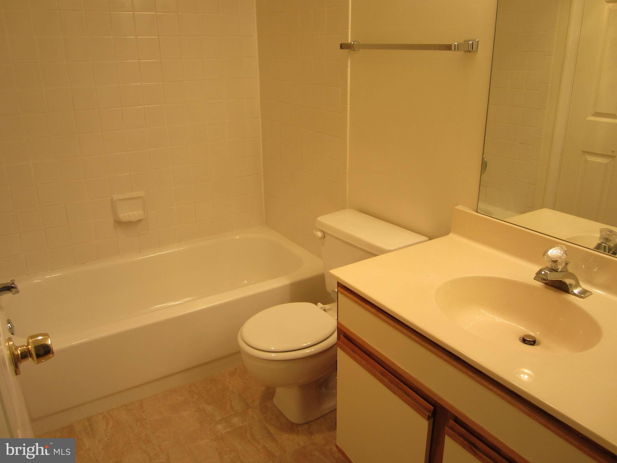 BATTERY HEIGHTS - Residential Lease