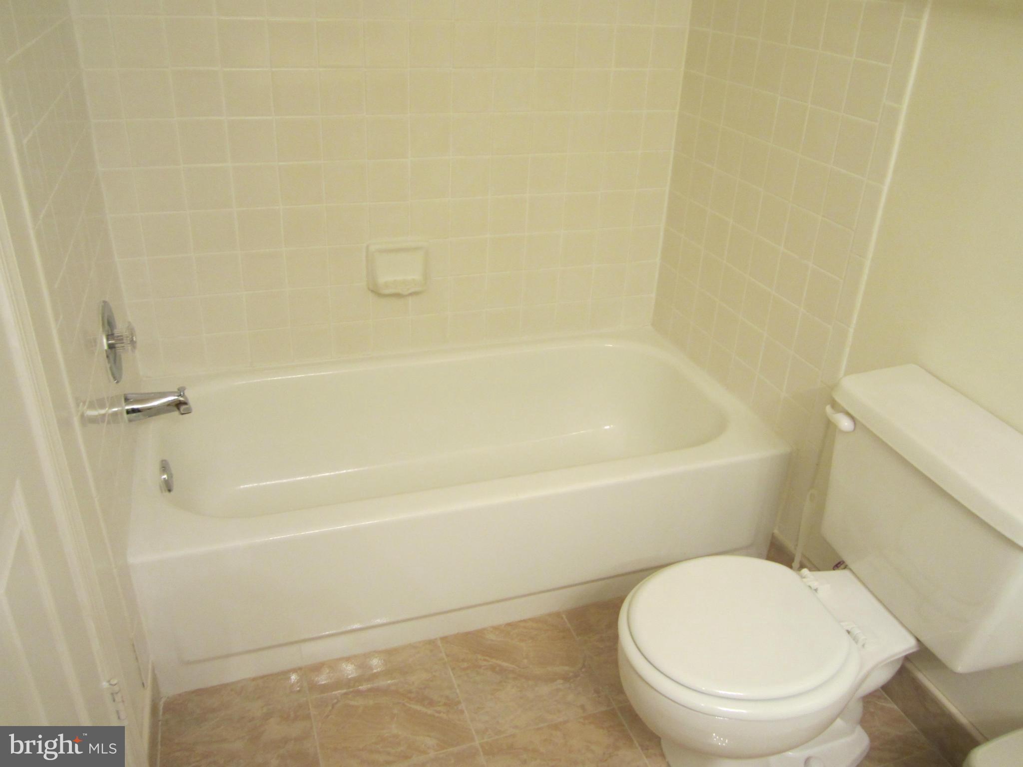 BATTERY HEIGHTS - Residential Lease