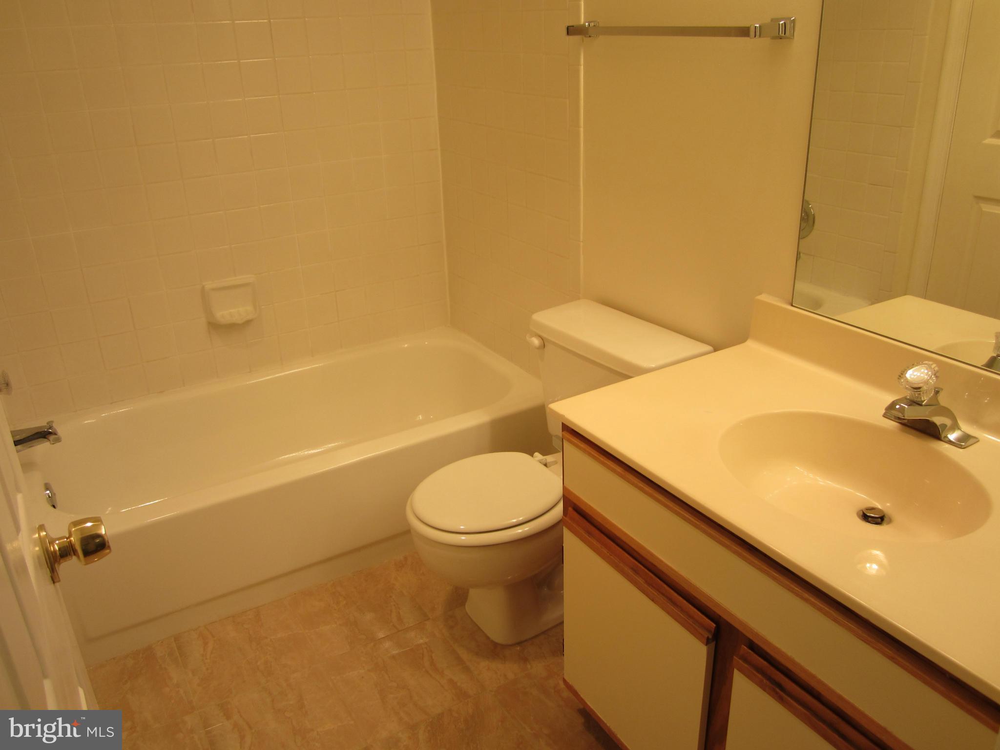 BATTERY HEIGHTS - Residential Lease