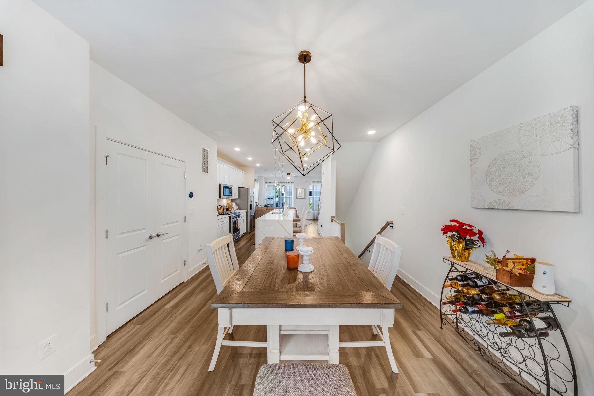 863 KING FARM BOULEVARD