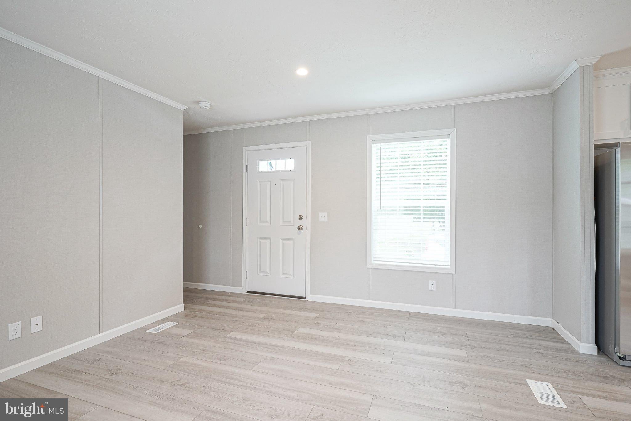 112 MOSS LANE
