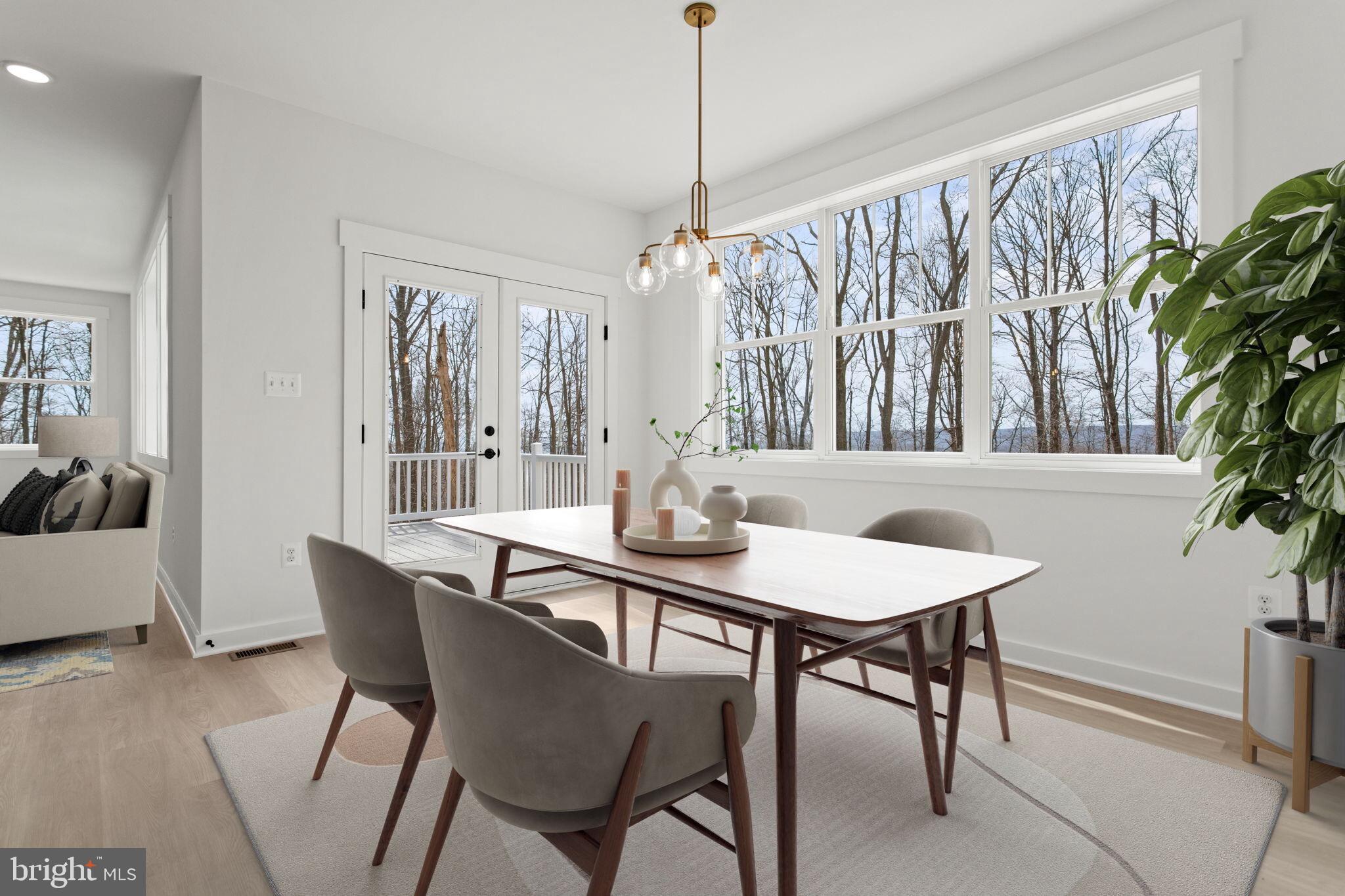 SHADY SIDE - Residential