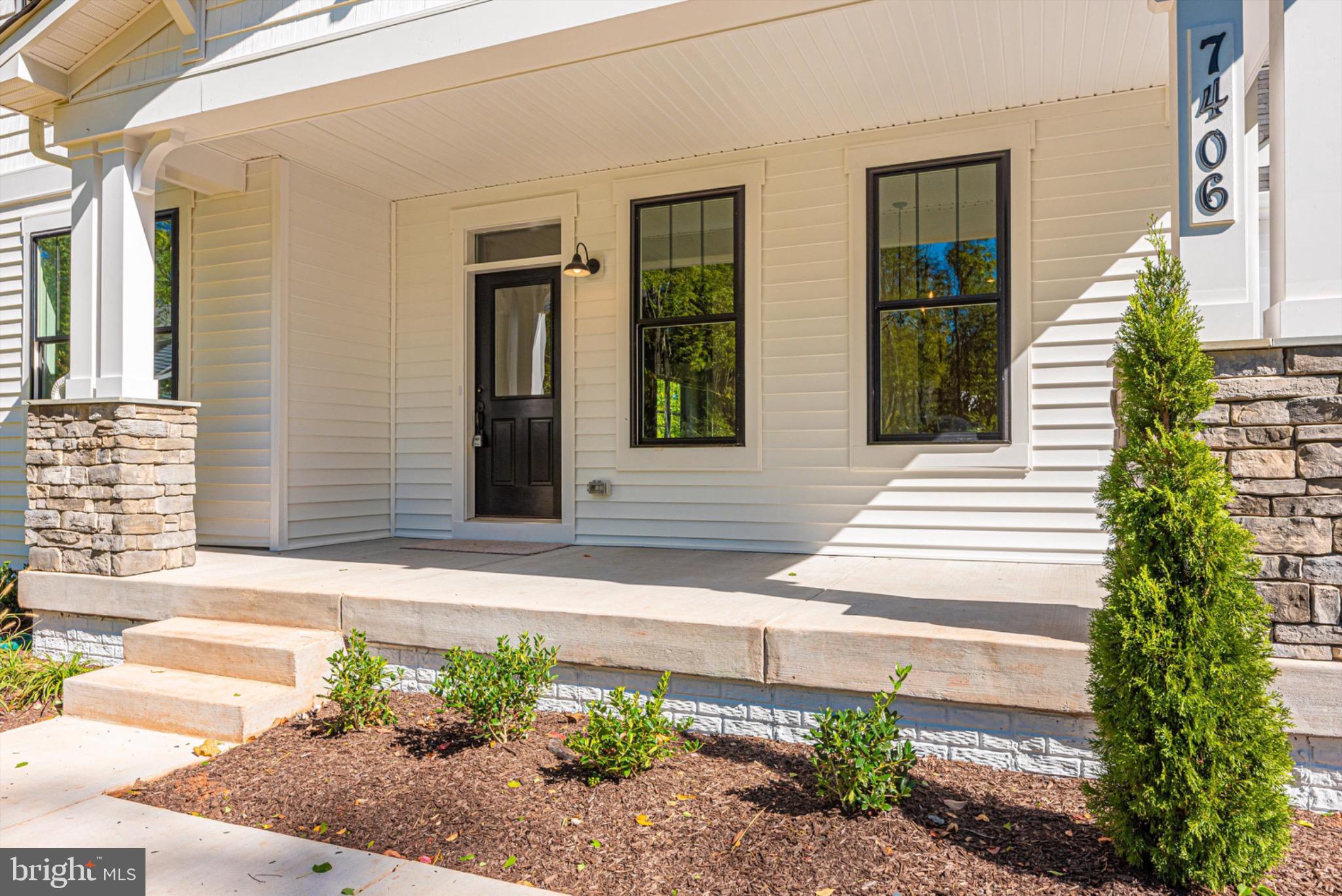 SHADY SIDE - Residential