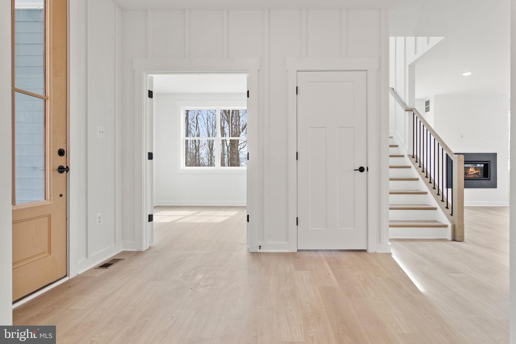 SHADY SIDE - Residential