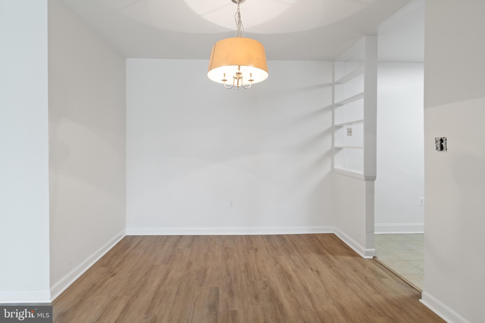 PIKESVILLE - Residential