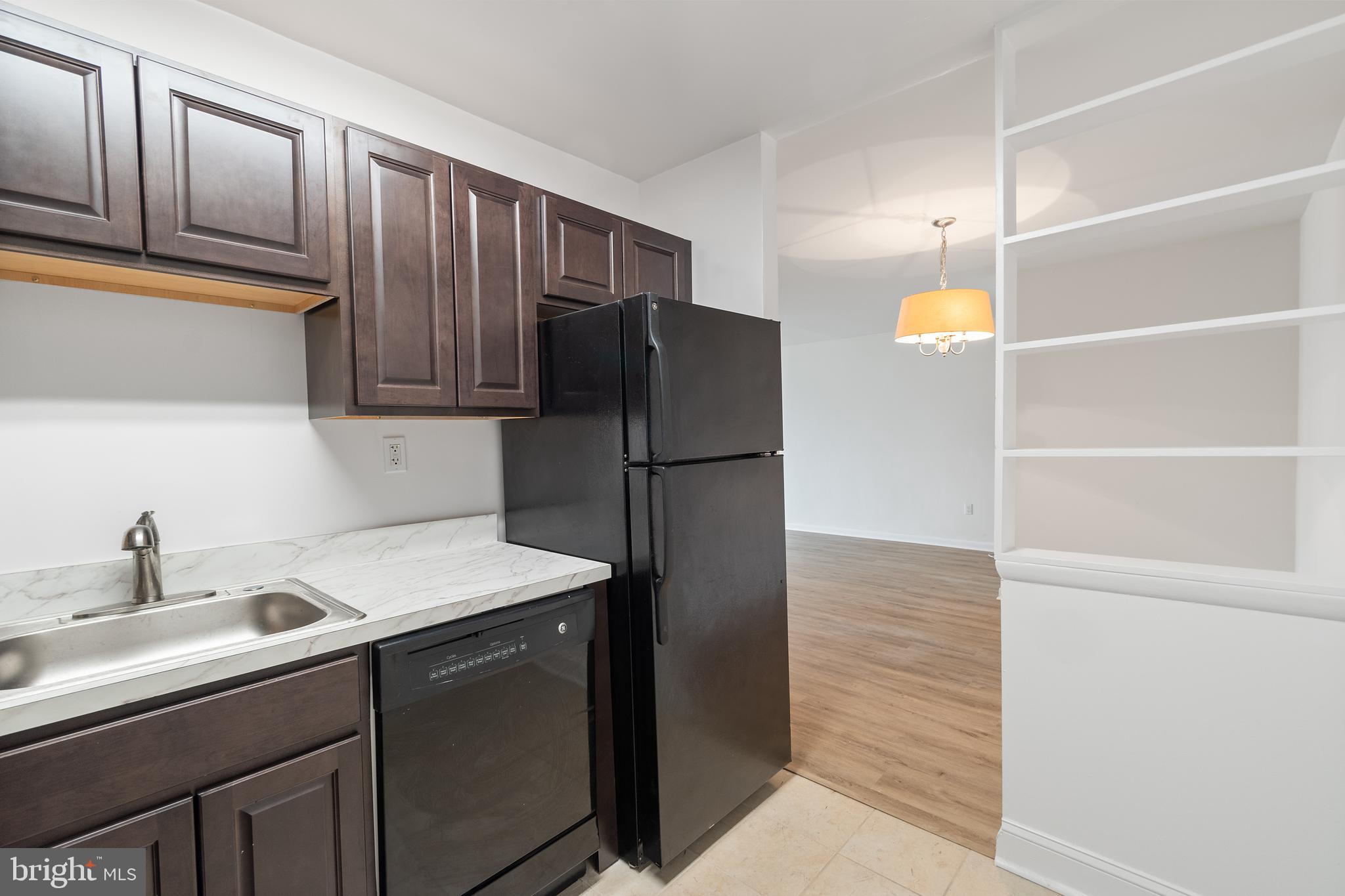 PIKESVILLE - Residential