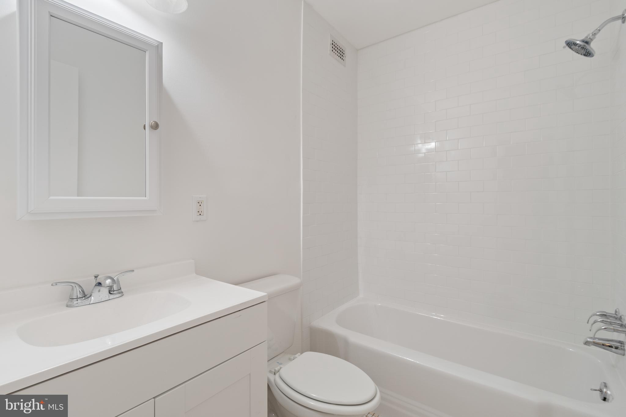 PIKESVILLE - Residential