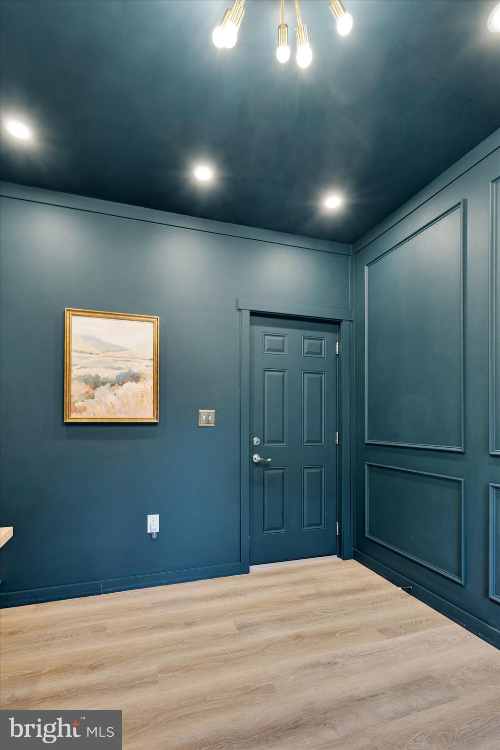 CEDAR HOLLOW - Residential