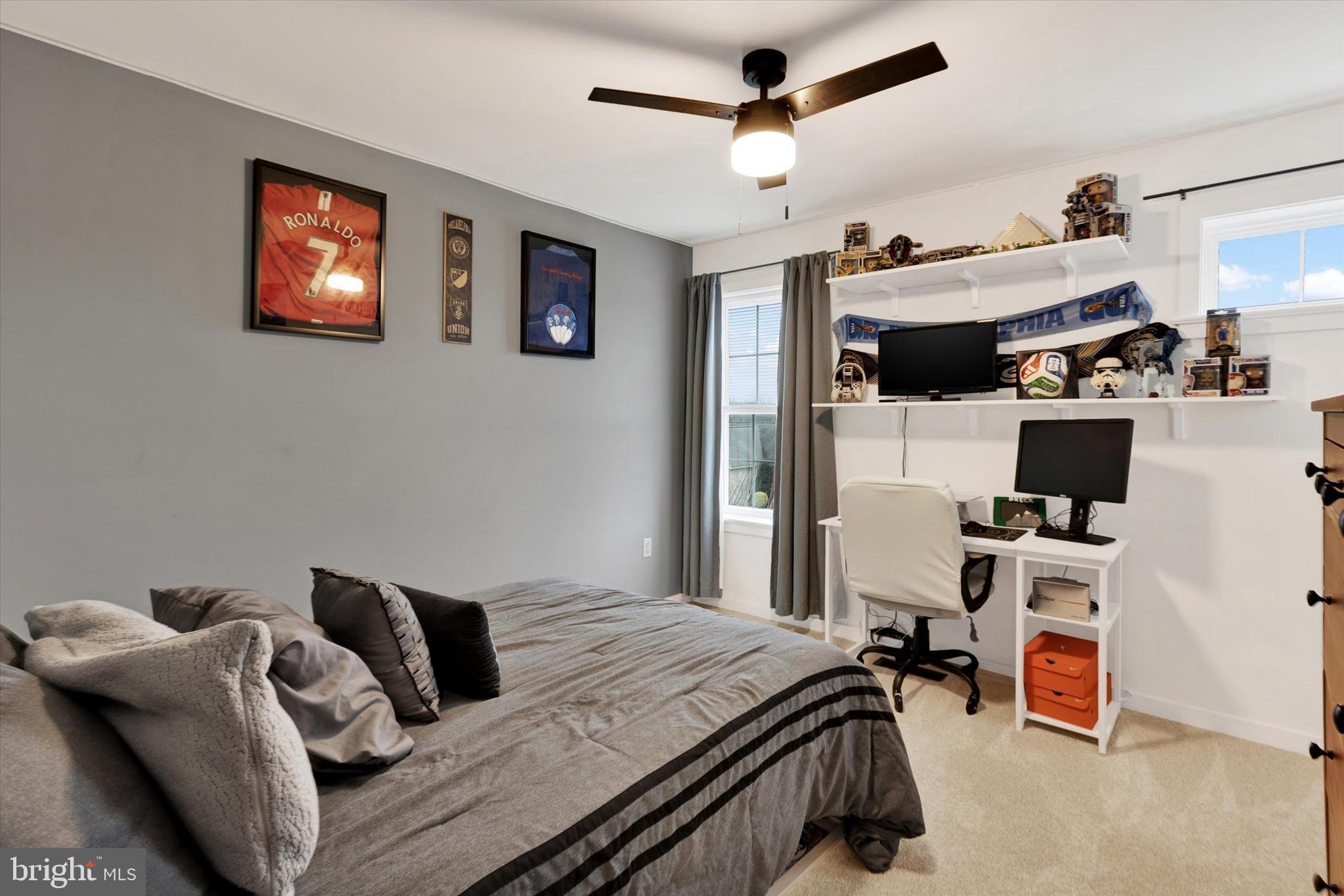 CEDAR HOLLOW - Residential