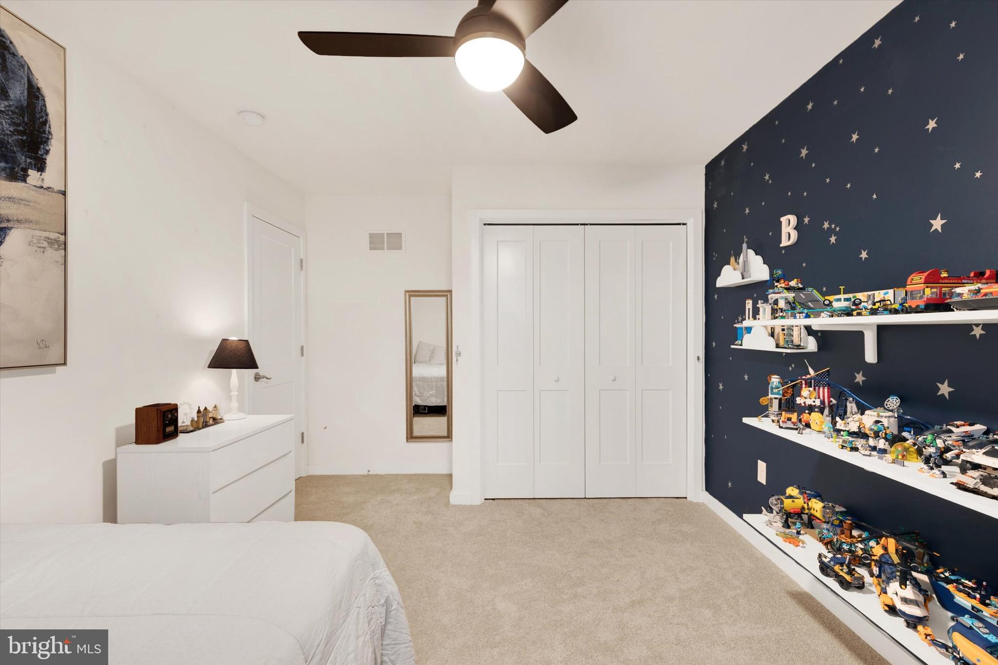 CEDAR HOLLOW - Residential