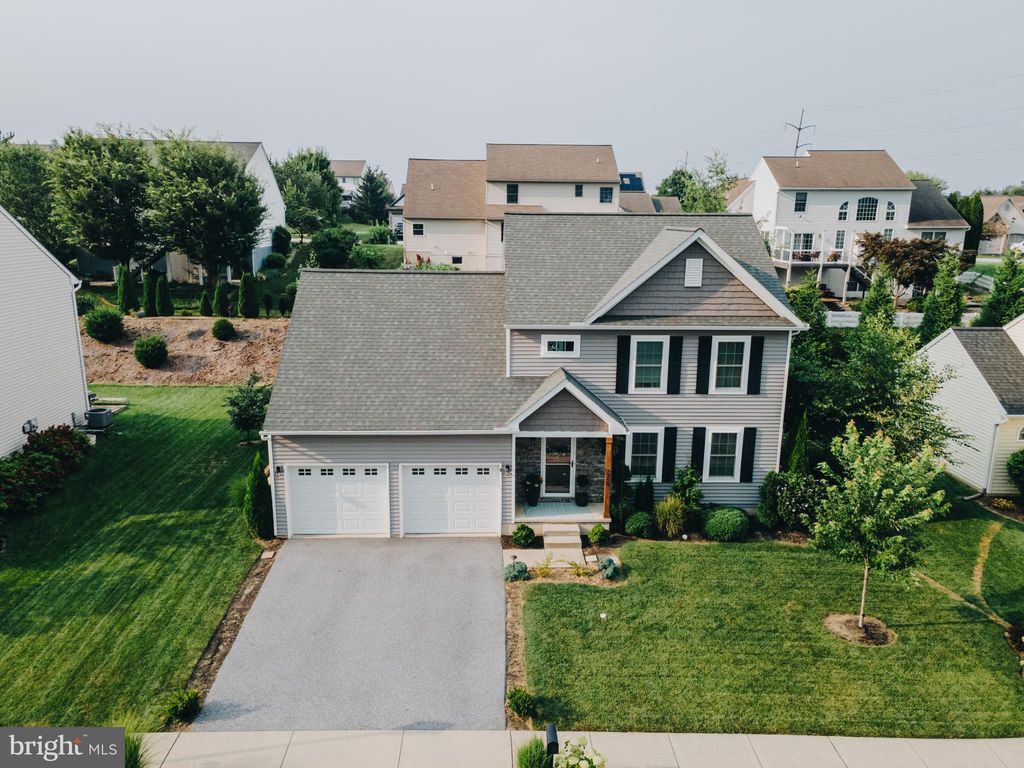 Photo of 226 Loghes Drive, MANHEIM, PA 17545 (MLS # PALA2084088)