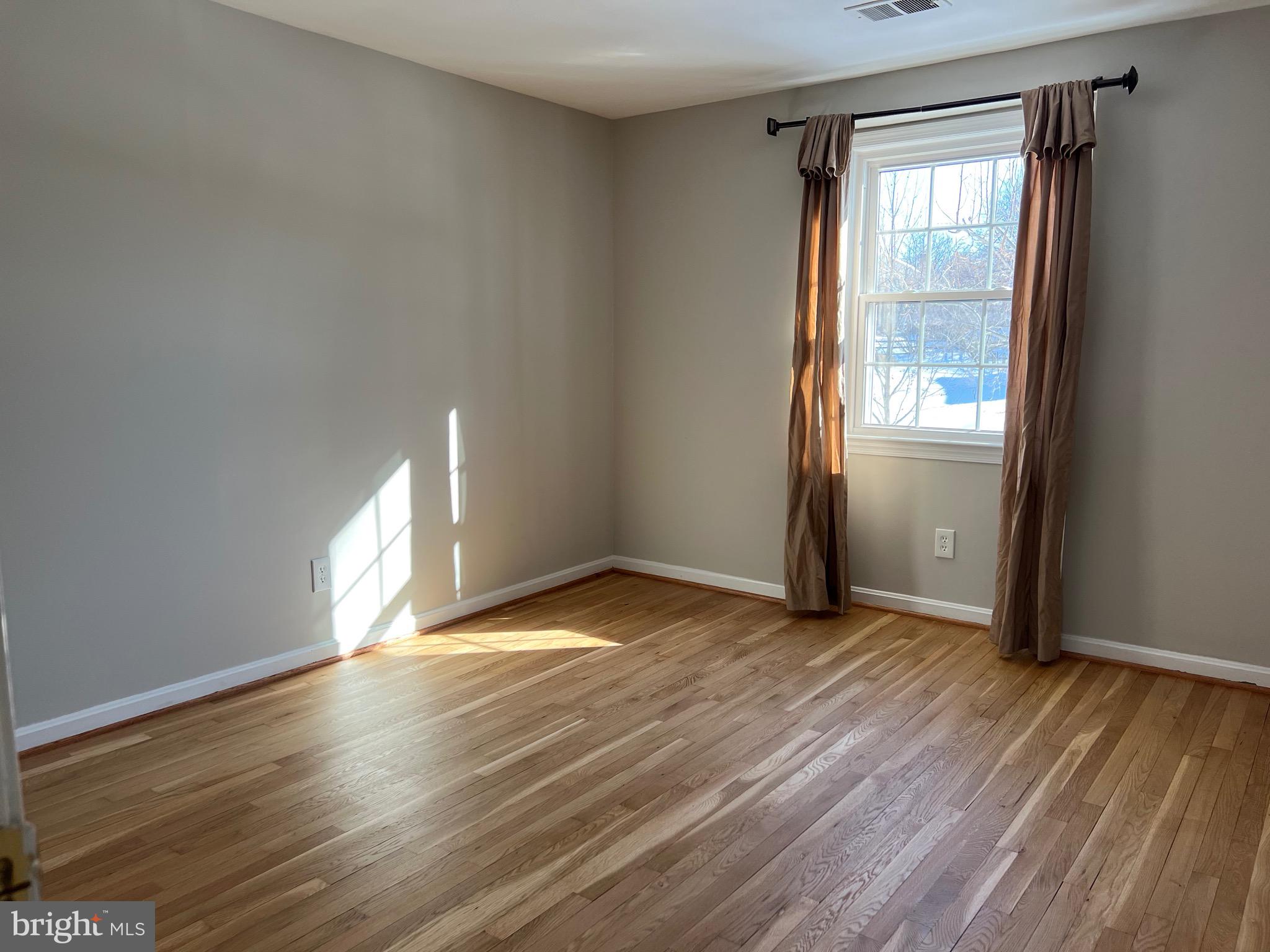 MONTGOMERY VILLAGE - Residential