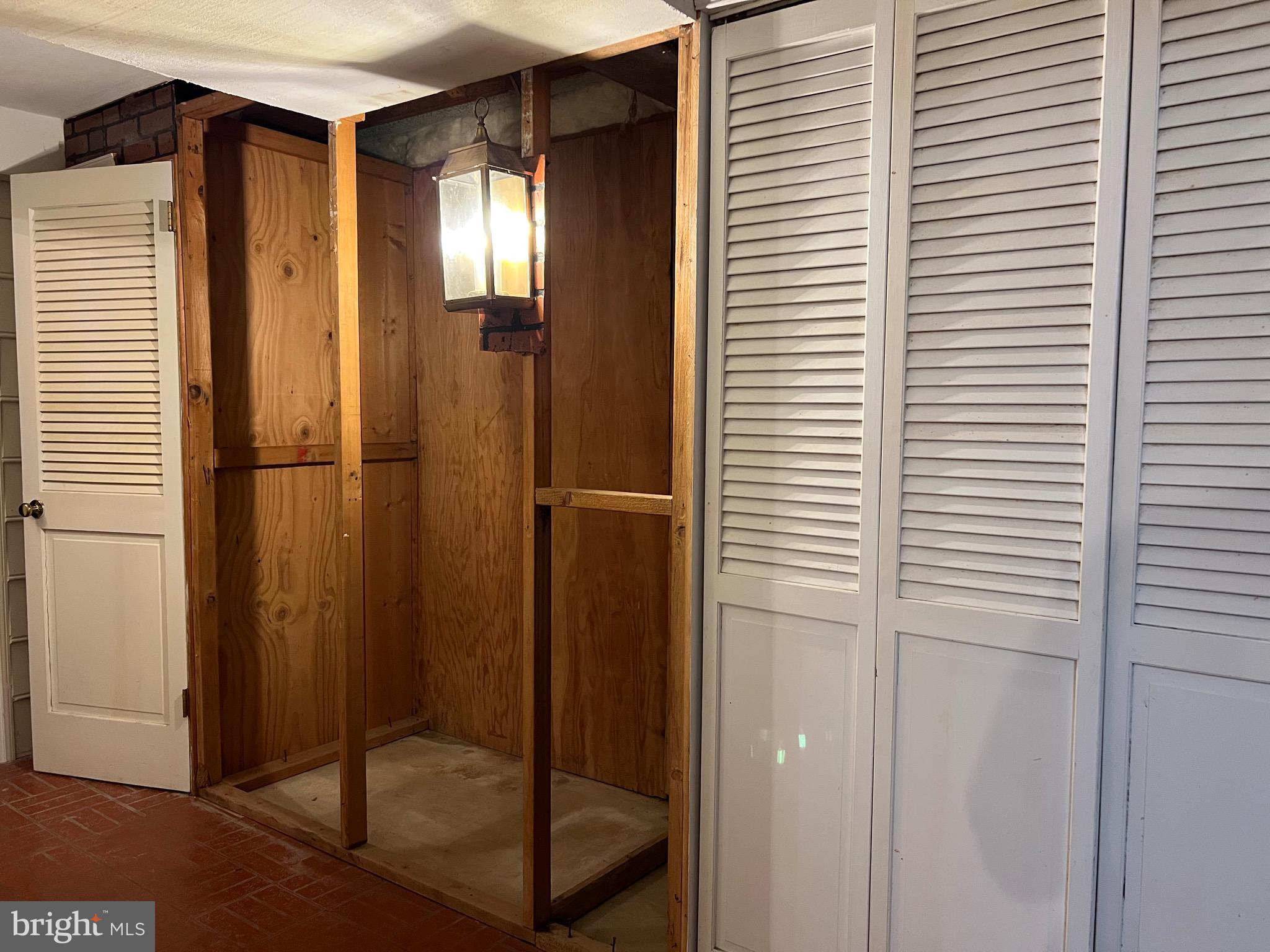 MONTGOMERY VILLAGE - Residential