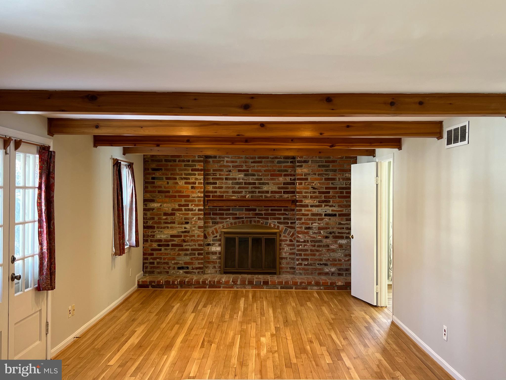 MONTGOMERY VILLAGE - Residential