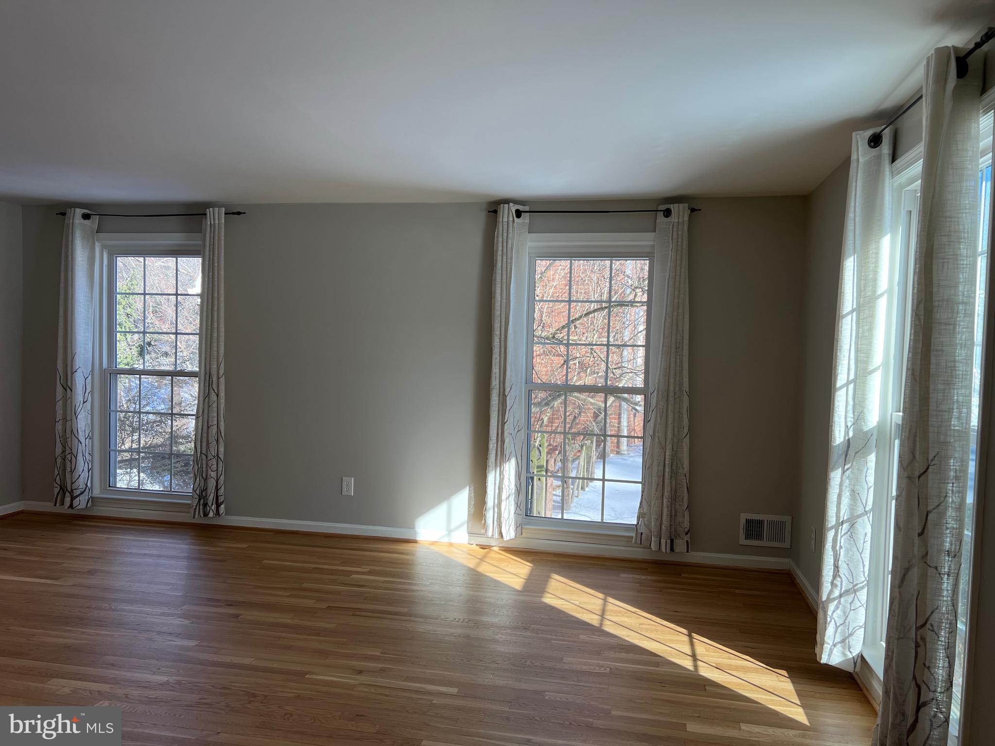 MONTGOMERY VILLAGE - Residential