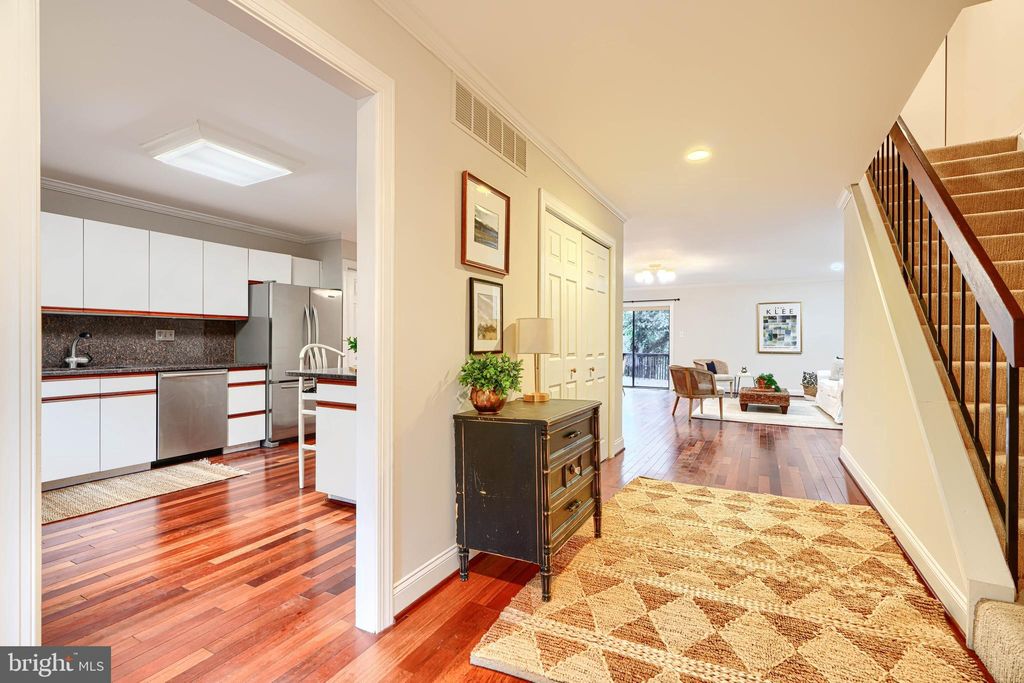 Photo of 8223 Ruxton Crossing Court, TOWSON, MD 21204 (MLS # MDBC2142294)