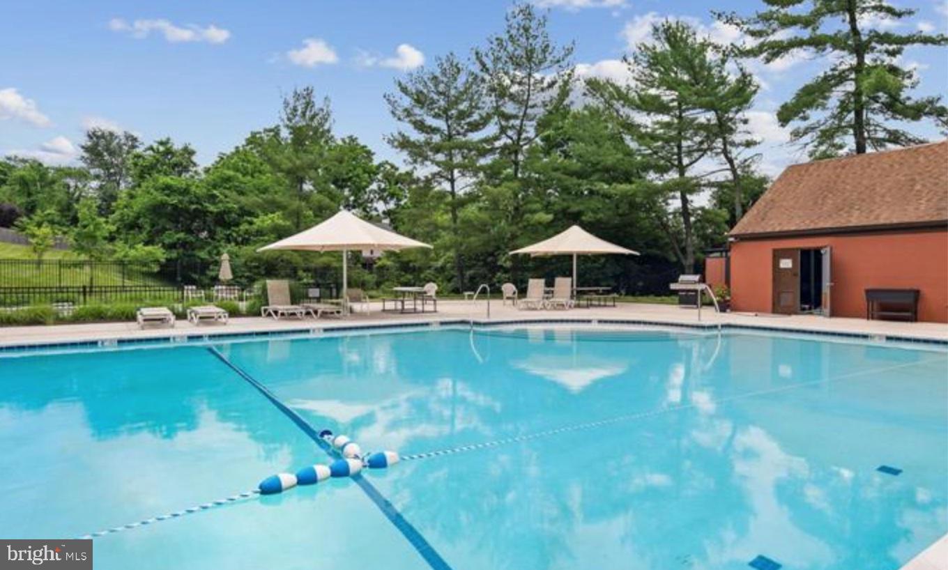 RUXTON CROSSING - Residential