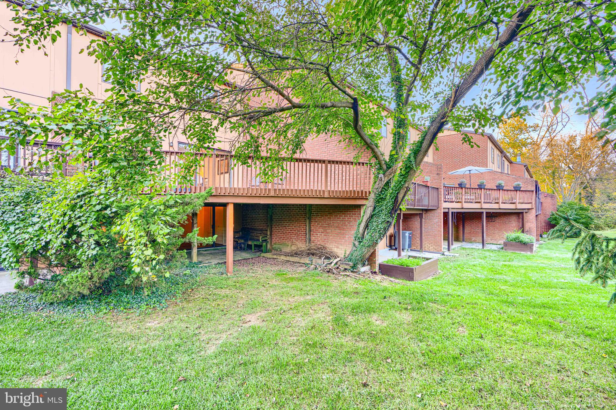 RUXTON CROSSING - Residential