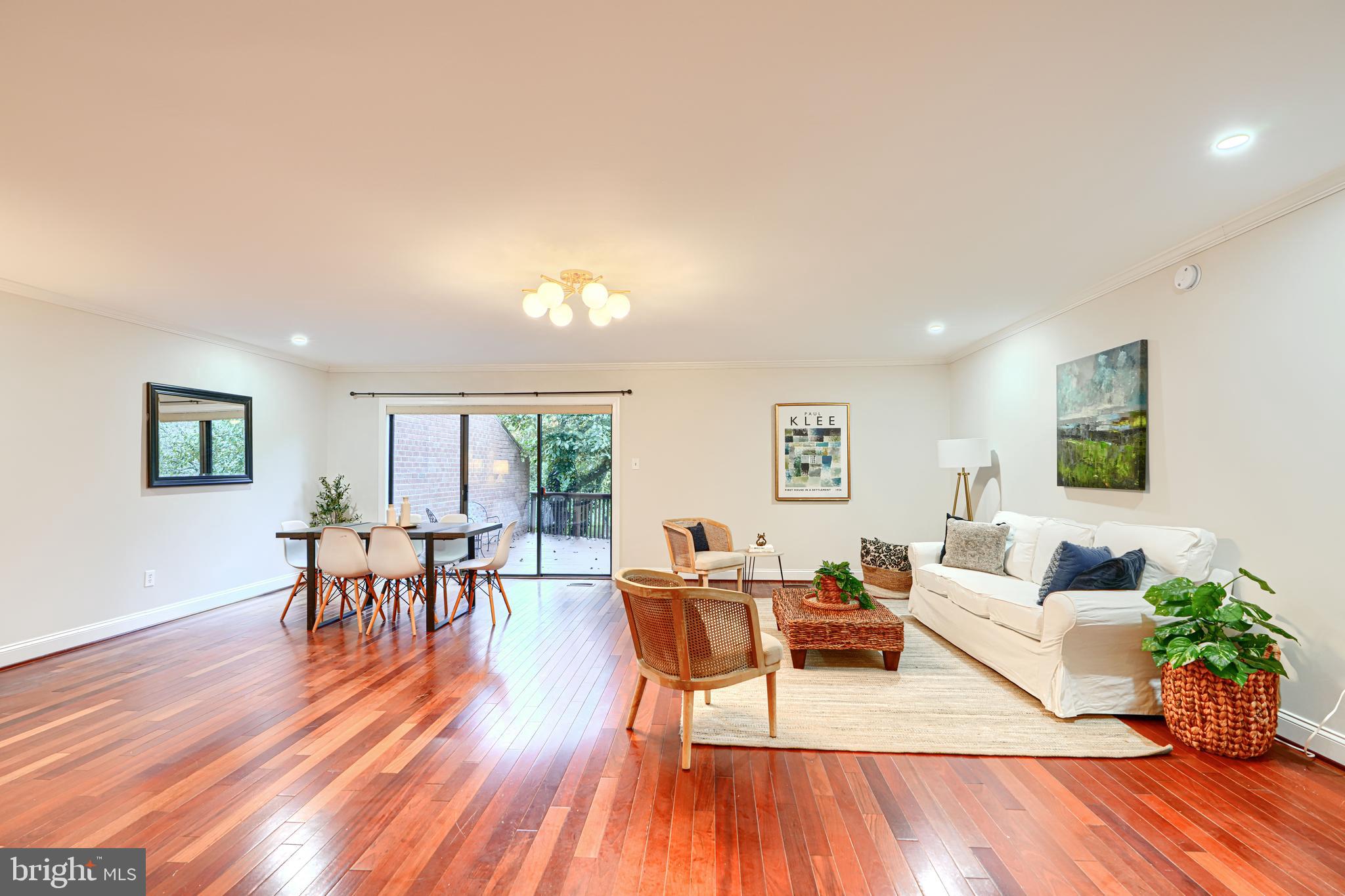 8223 RUXTON CROSSING COURT