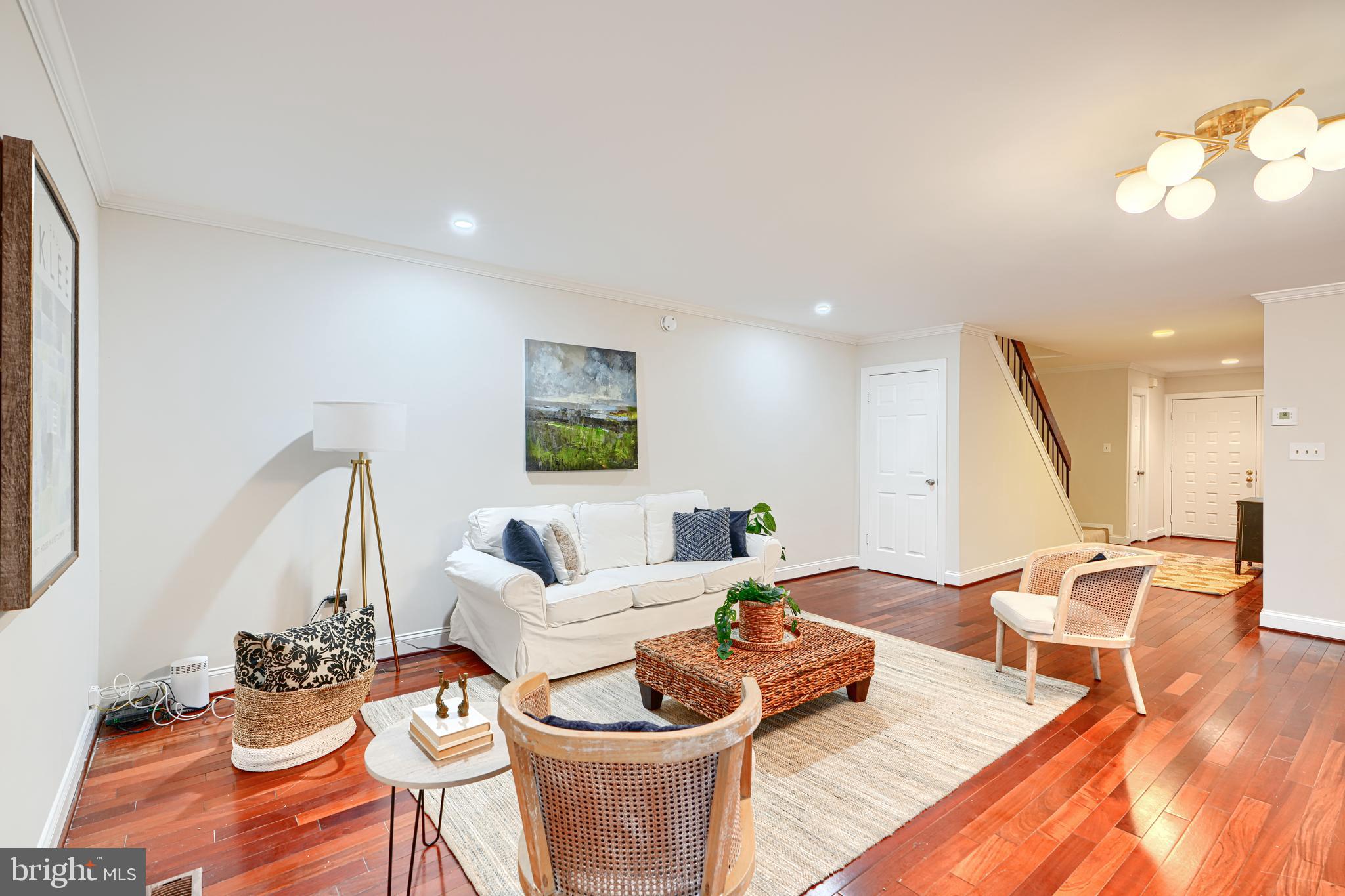 8223 RUXTON CROSSING COURT