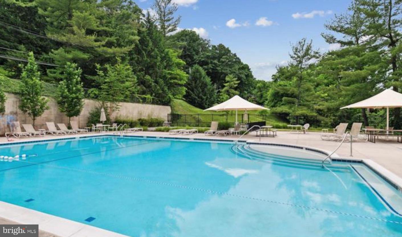 RUXTON CROSSING - Residential