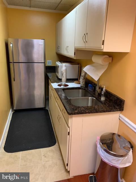 7327 HANOVER PARKWAY C C