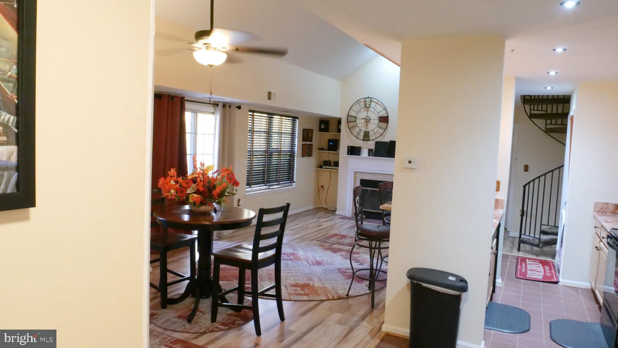 LAKE POINTE - Residential