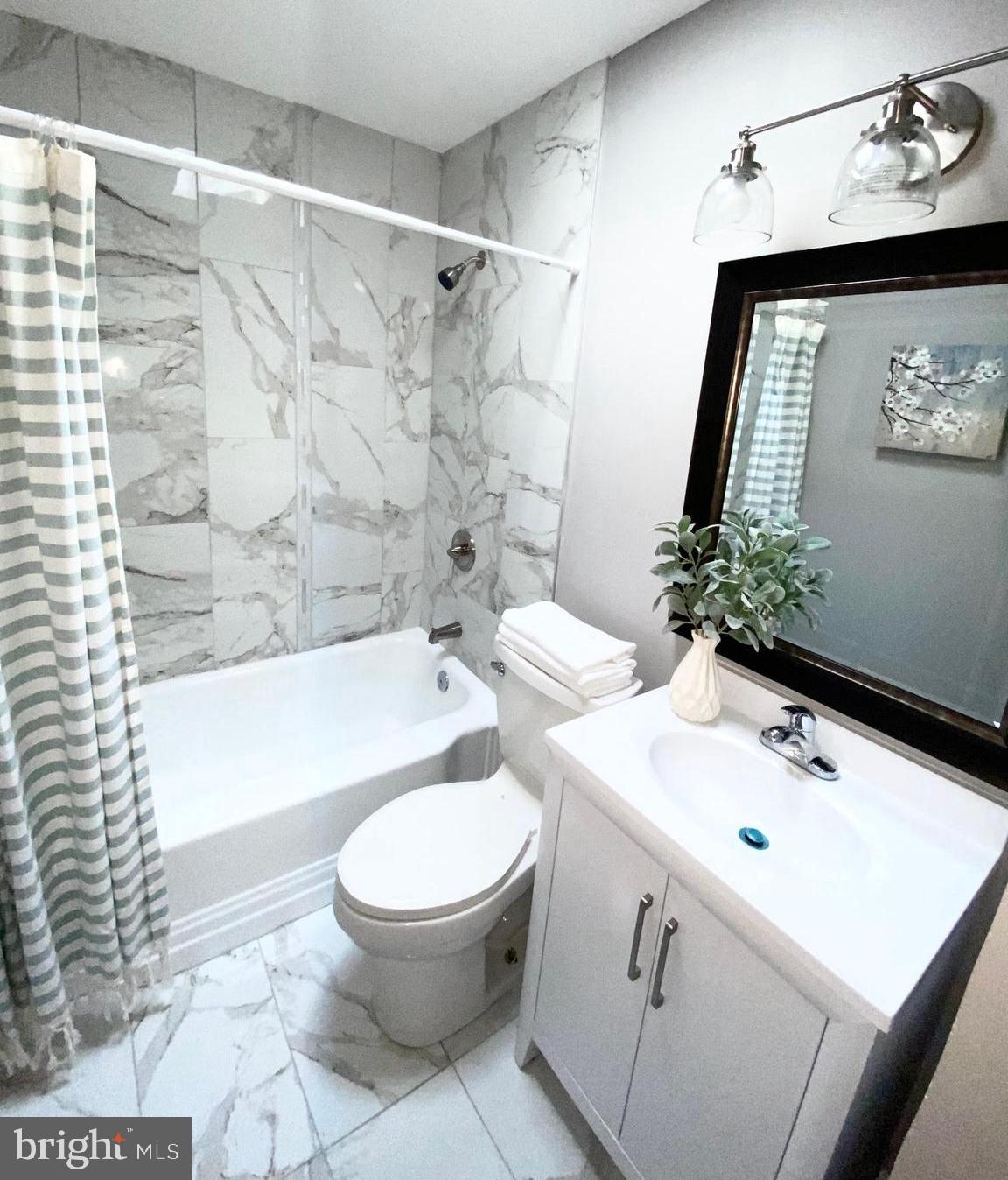 MOORES RUN - Residential Lease