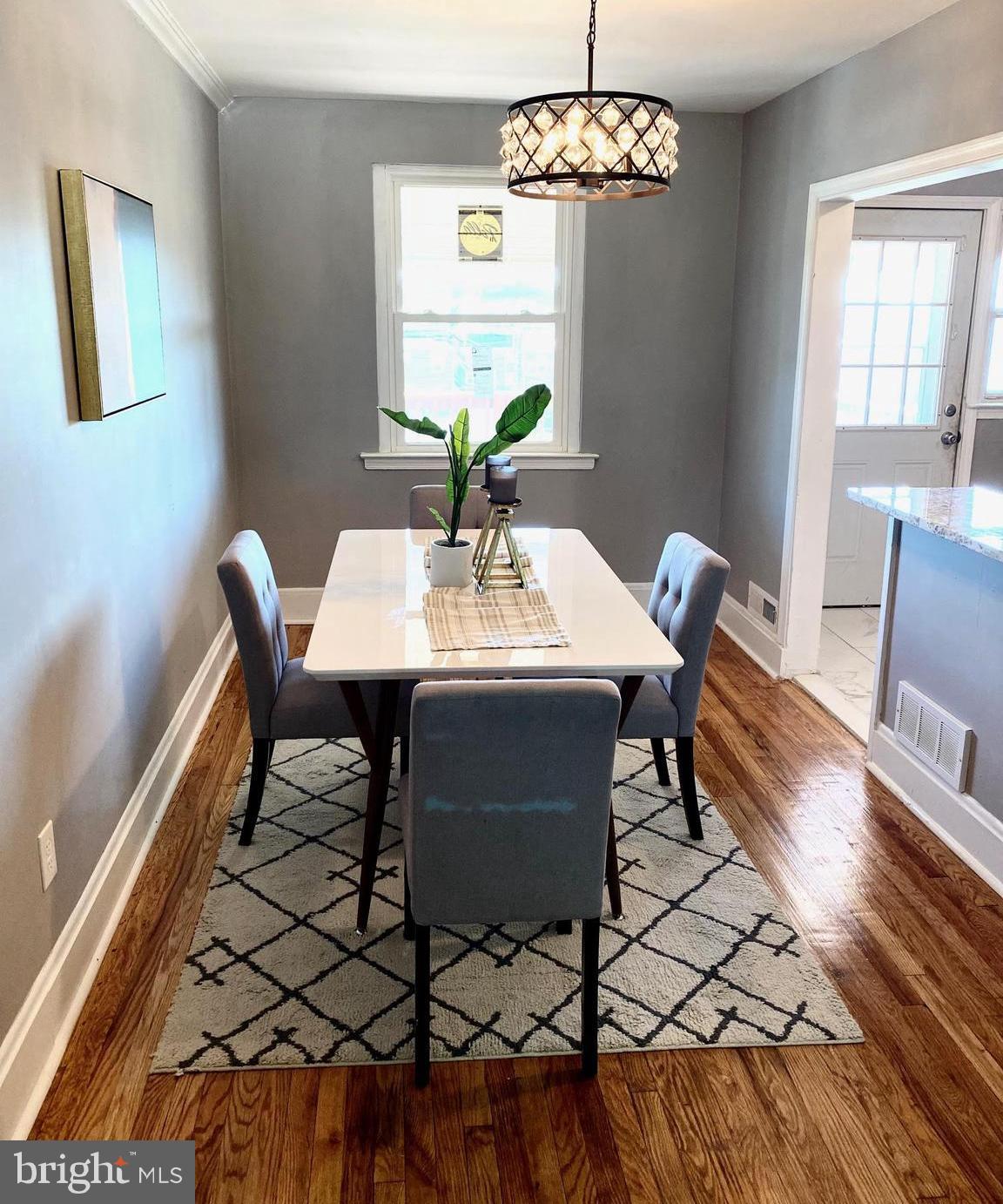 MOORES RUN - Residential Lease