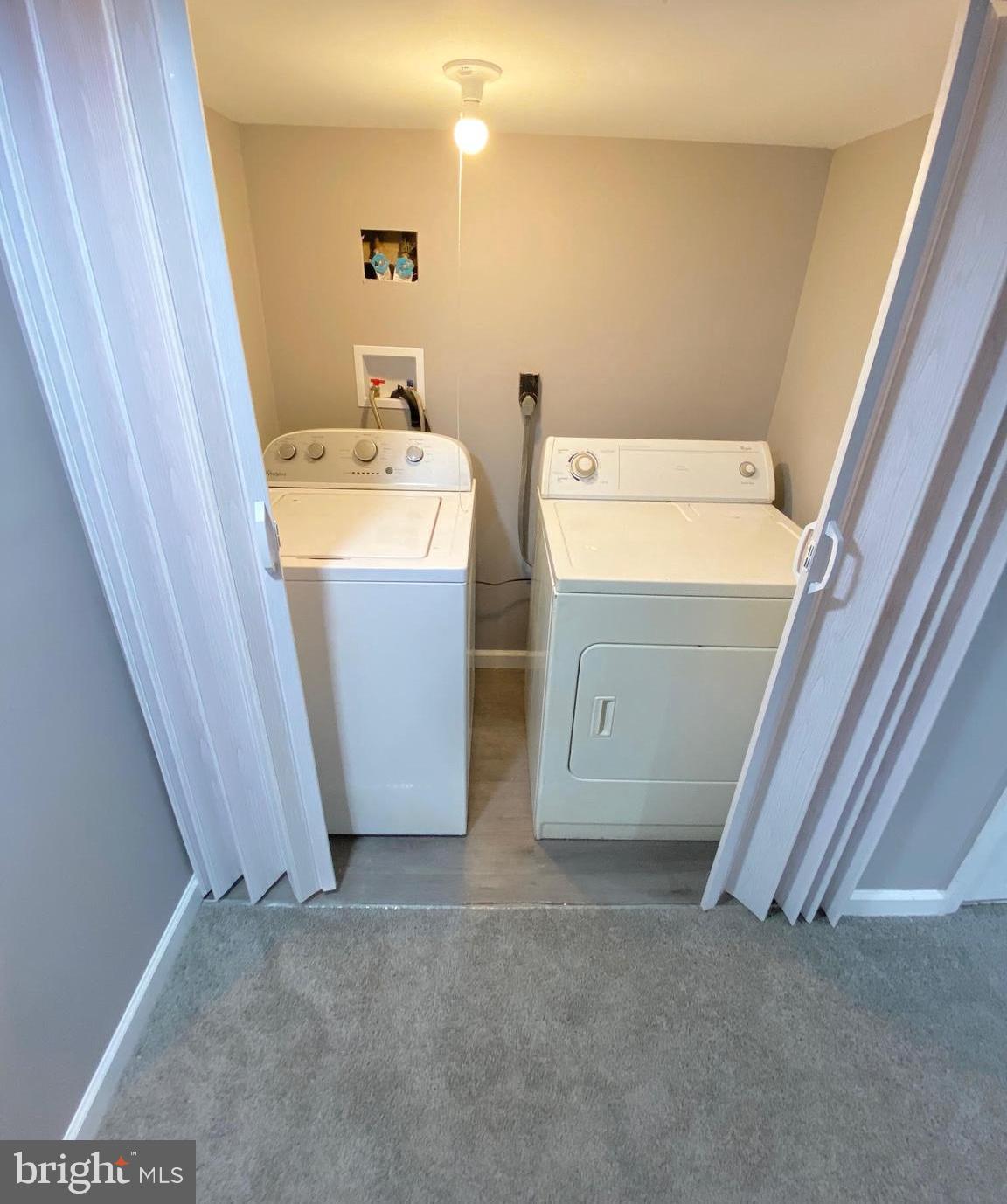 MOORES RUN - Residential Lease