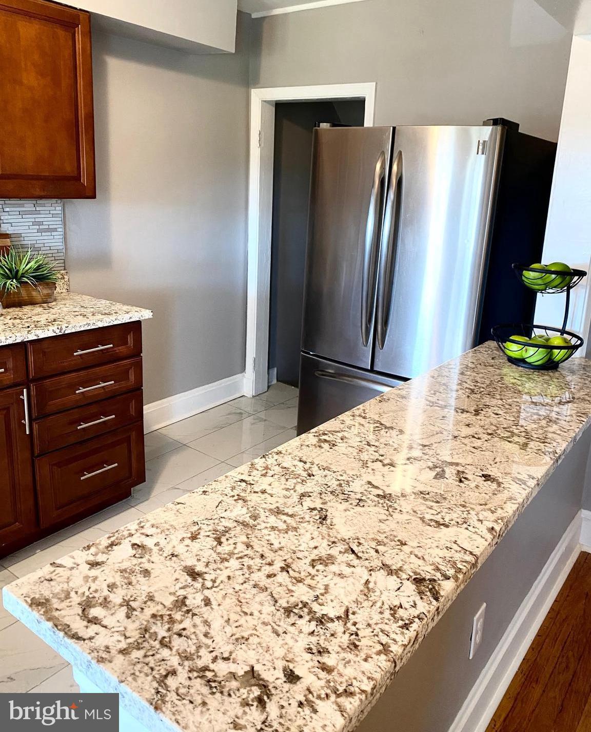 MOORES RUN - Residential Lease