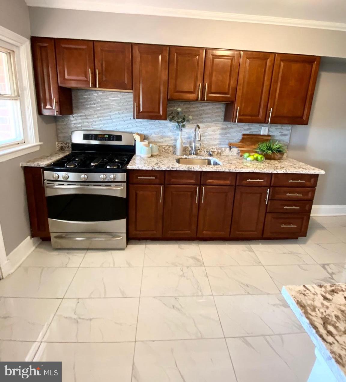 MOORES RUN - Residential Lease